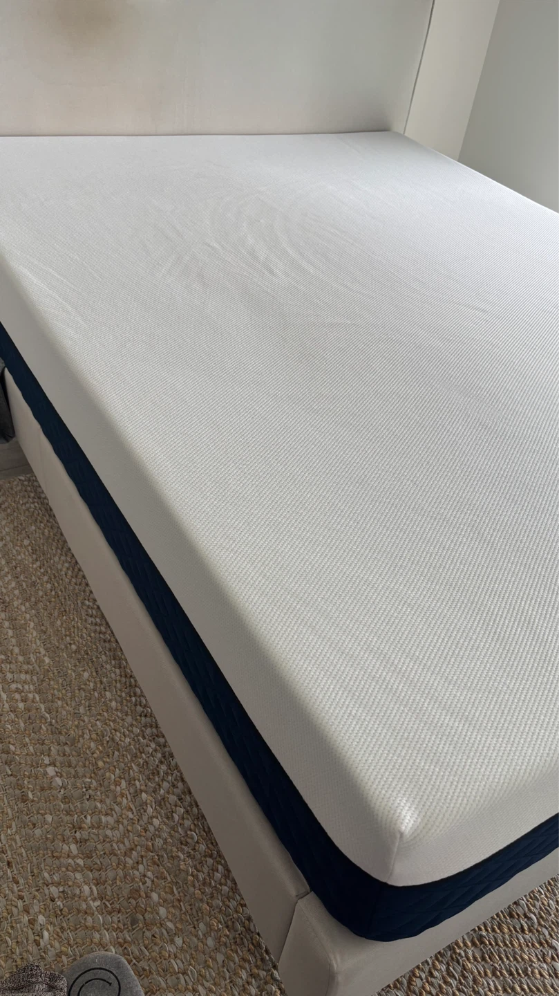 Silk & Snow Mattress + bed frame - photo 3