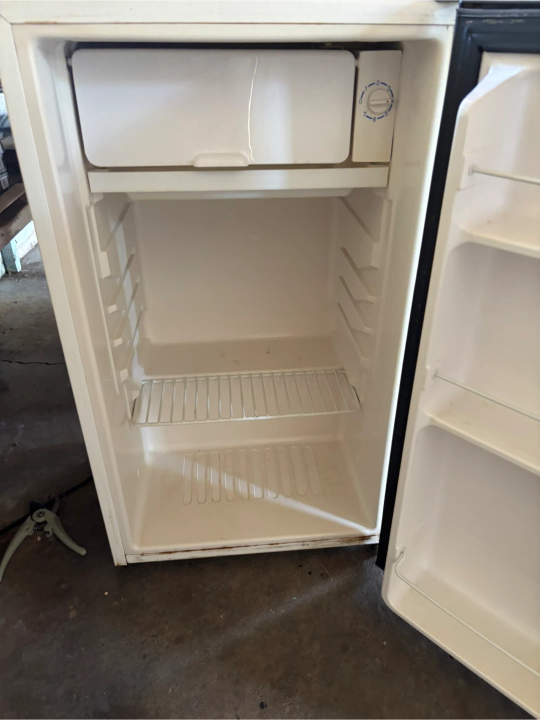 Mini fridge - photo 2
