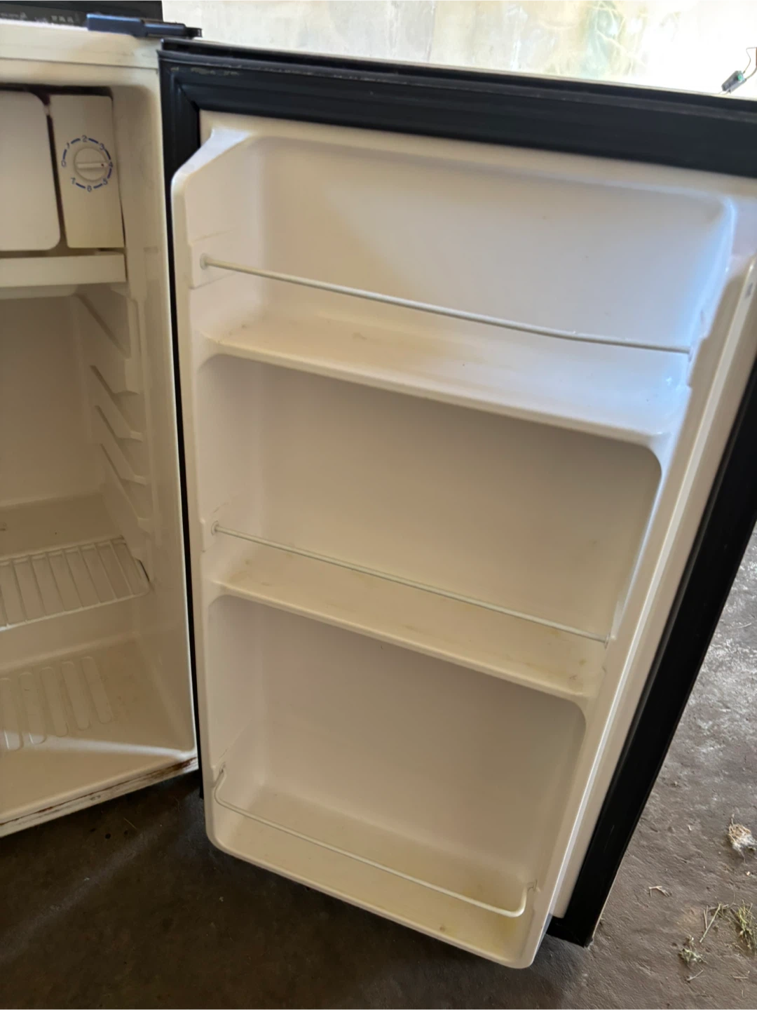 Mini fridge - photo 3