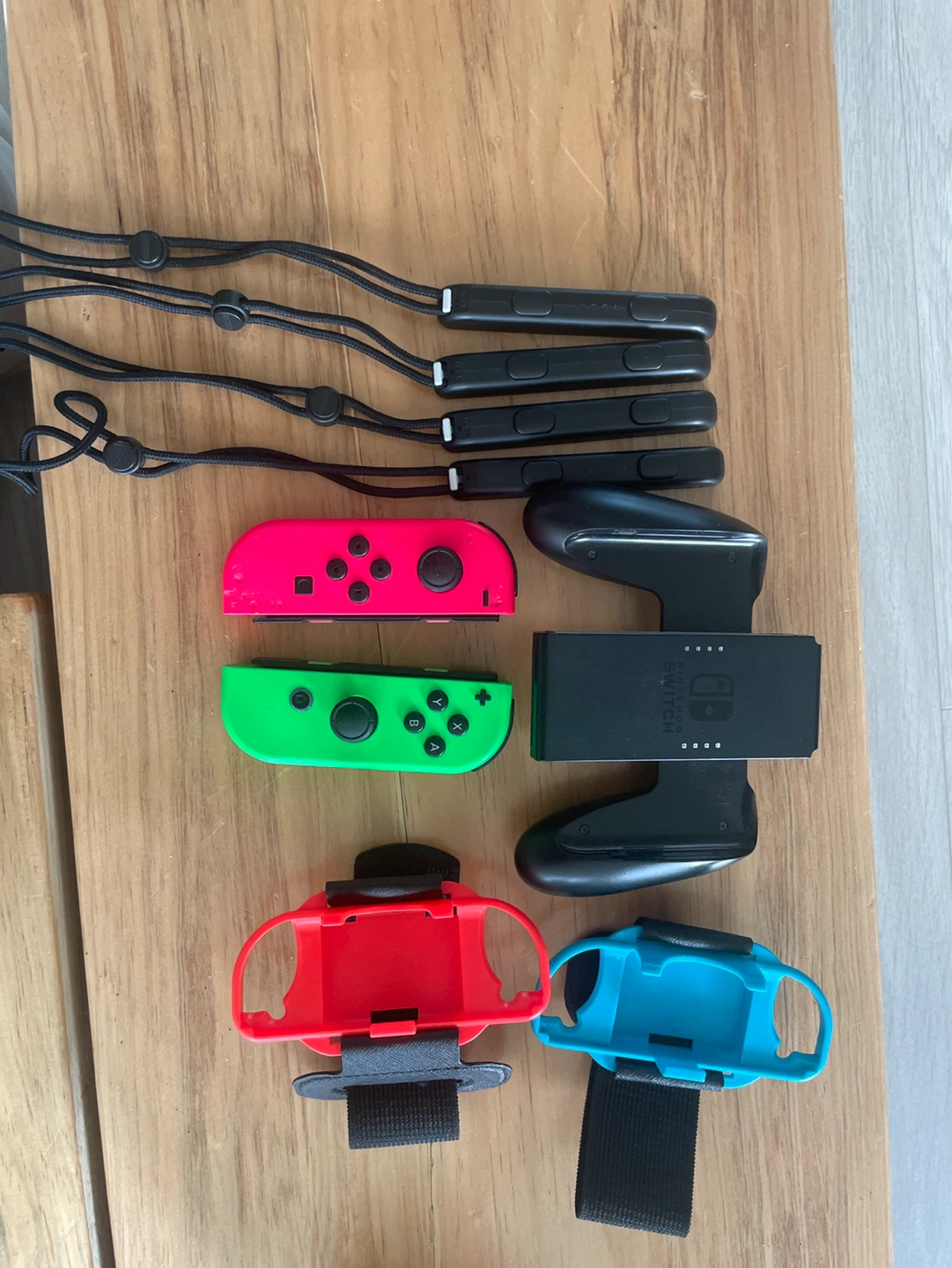 Nintendo switch 1 with extras ! - photo 3