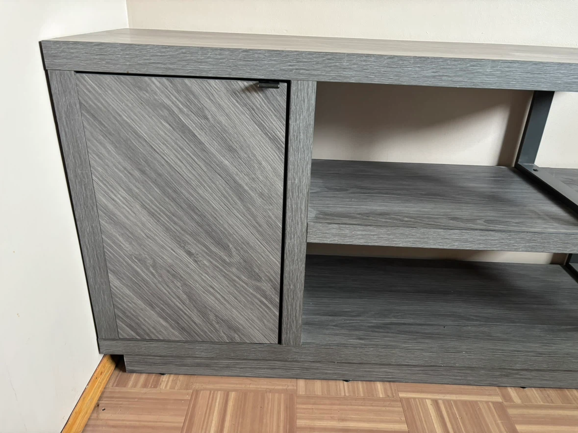 TV stand - photo 2