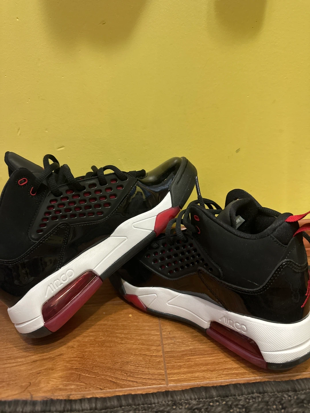 Jordan Sneakers - Black/Red - Size 4.5Y - photo 3