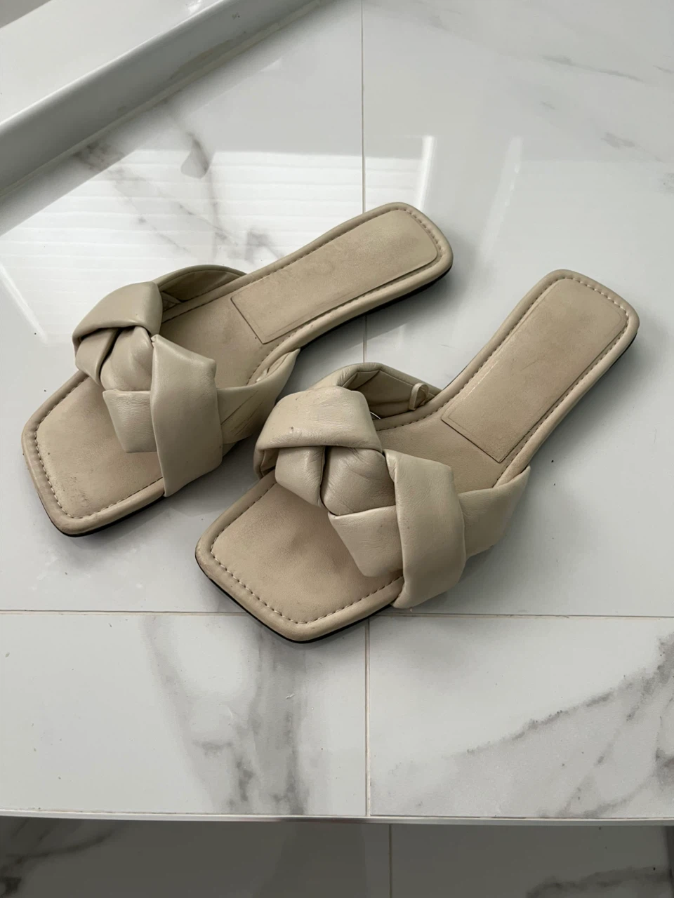 Zara Women's Flat Sandals Size 40