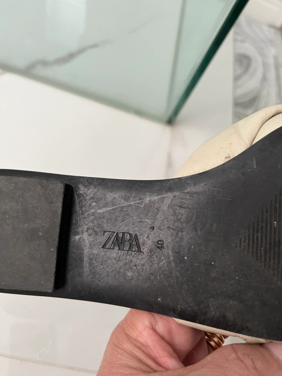 Zara Women's Flat Sandals Size 40 - photo 2