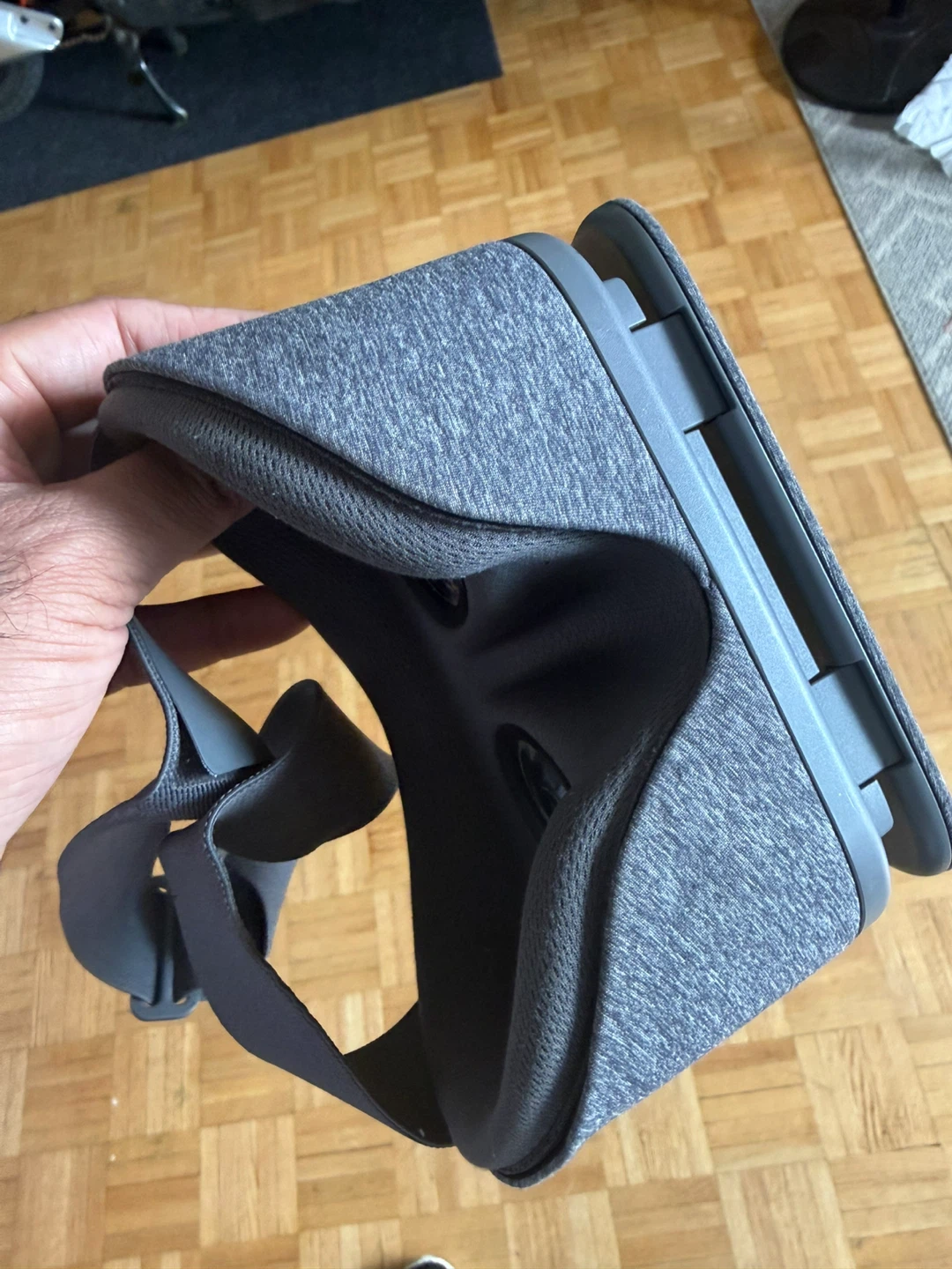 Google Daydream View VR Headset - photo 5