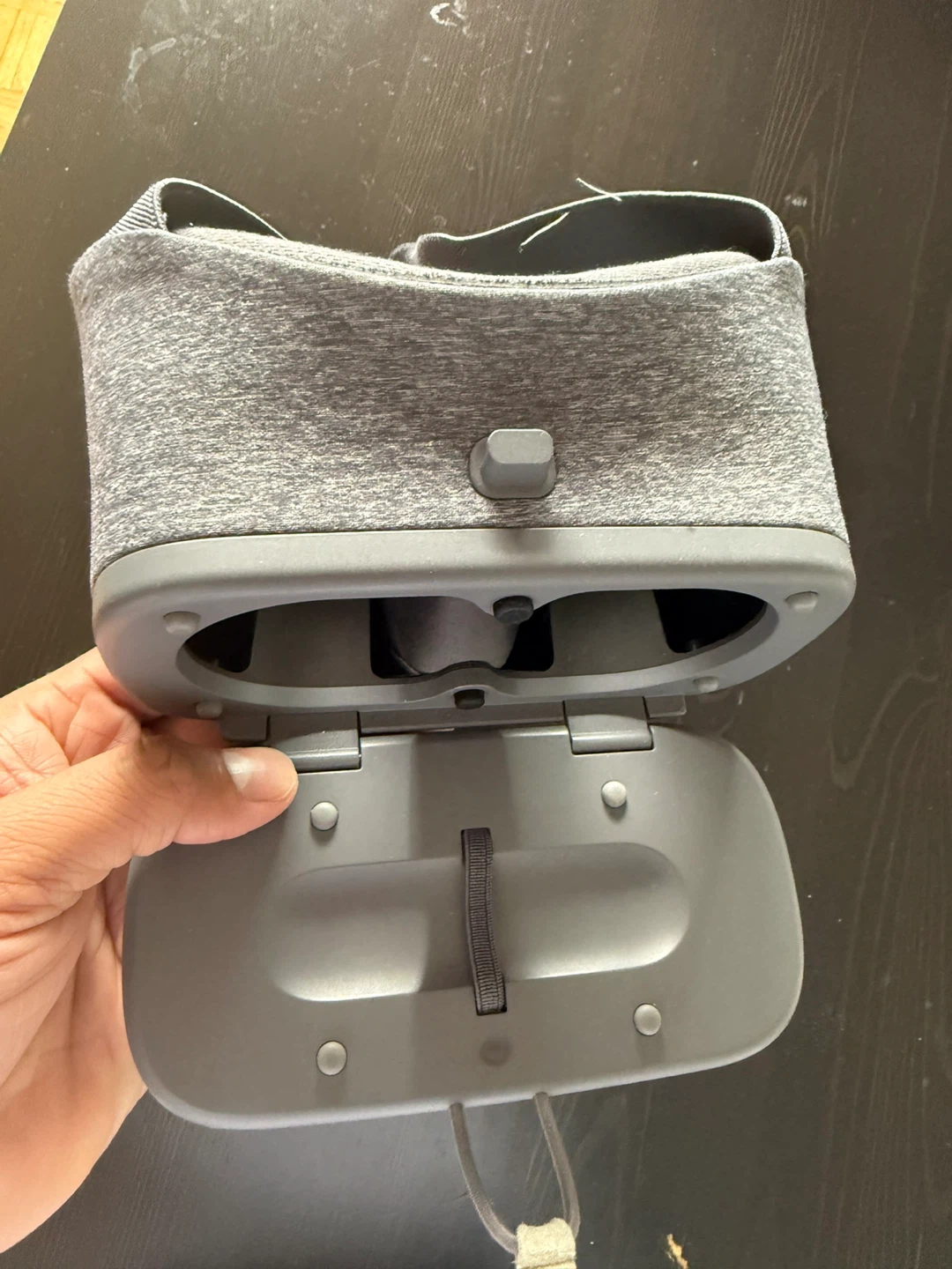 Google Daydream View VR Headset - photo 3