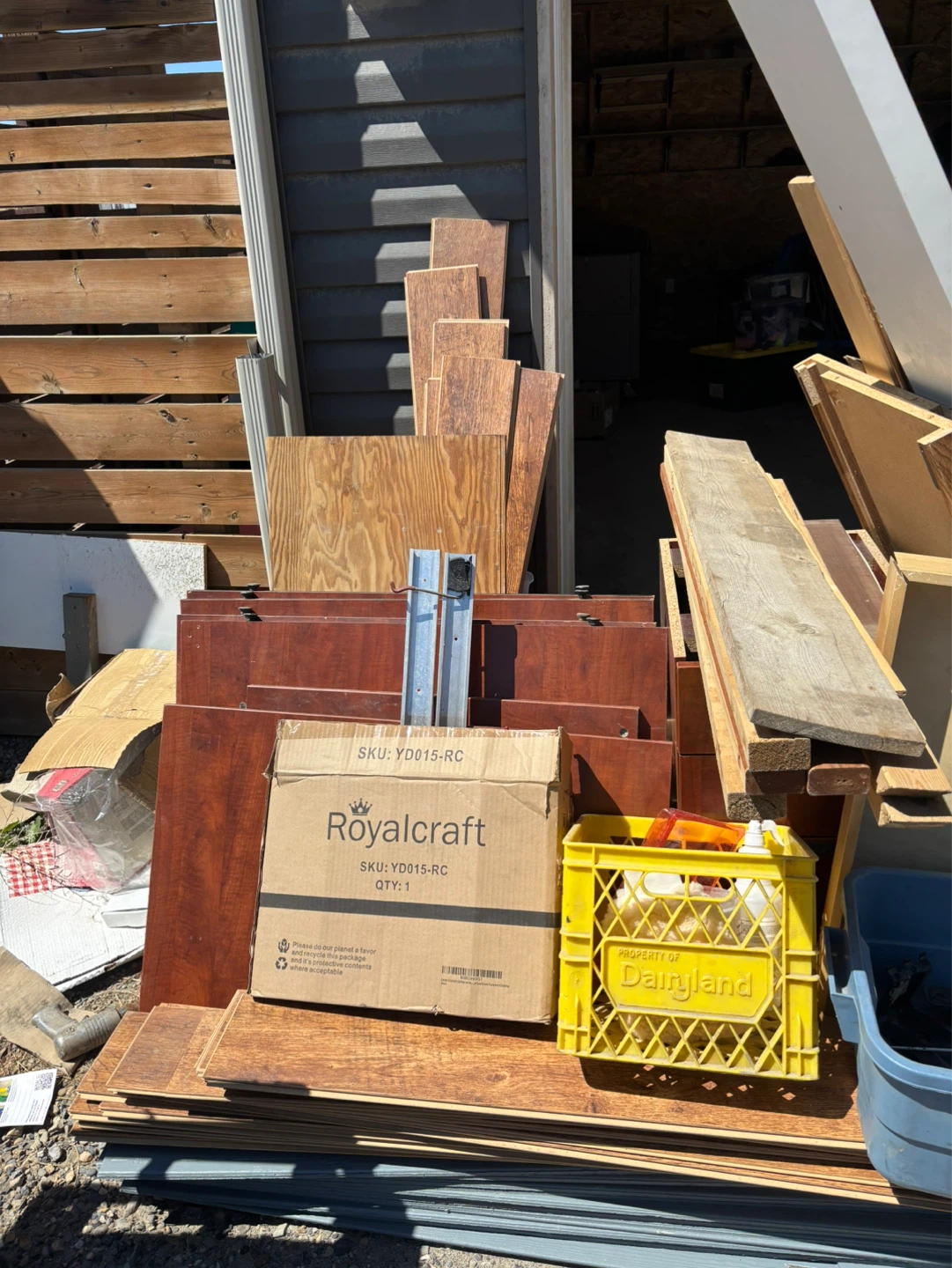 FREE WOOD & TABLE!!! Read description pls!! - photo 5