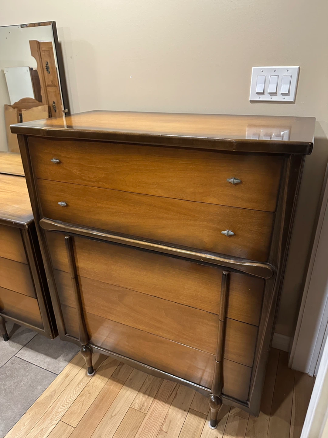 Vintage Walnut  MCM Tribond Highboy Dresser (CAN DELIVER) - photo 4