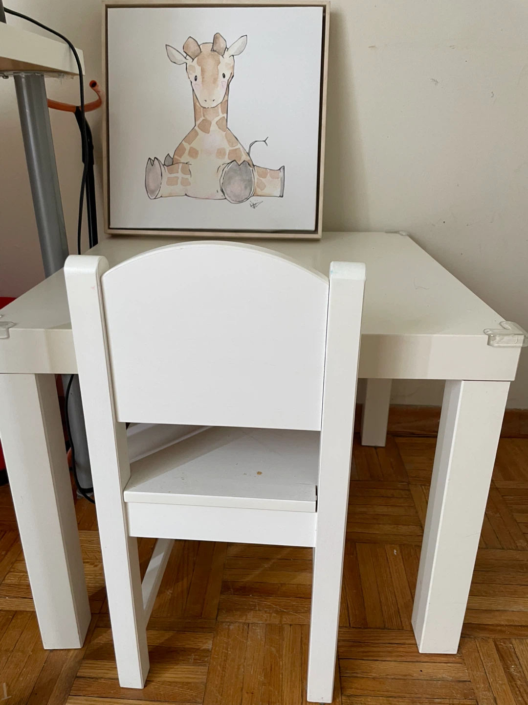 White Kids' Table and Chair Set with Giraffe Art