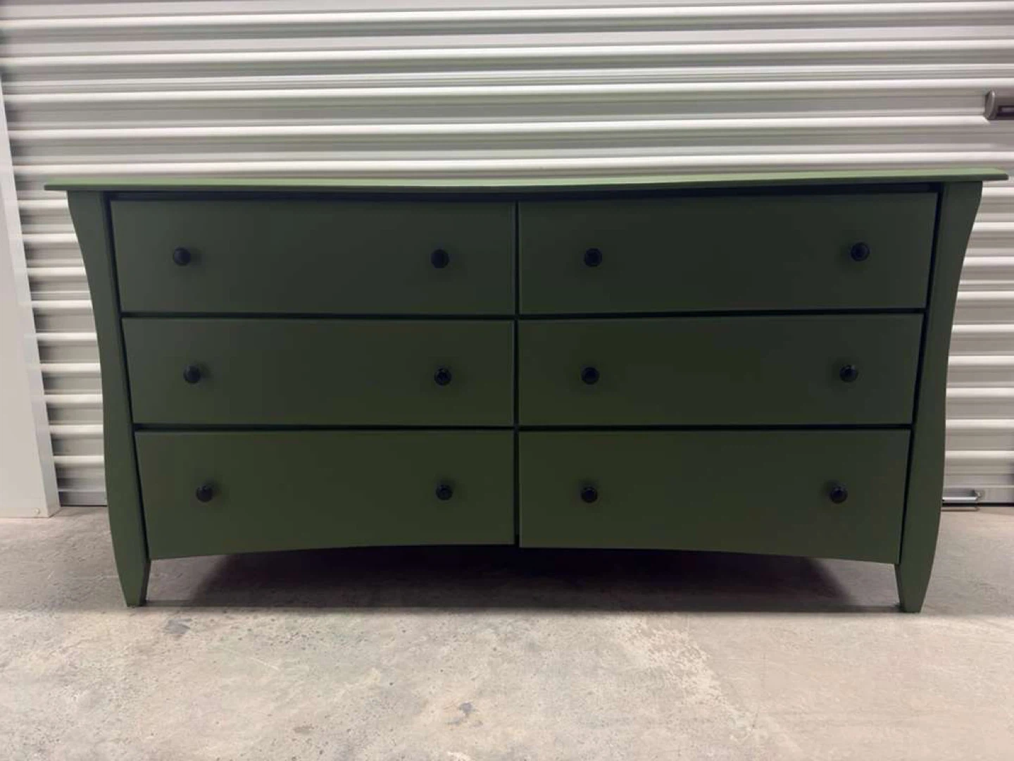 🚨Free Delivery NJ/NY Avocado Solid Wood Dresser - 6 Drawers