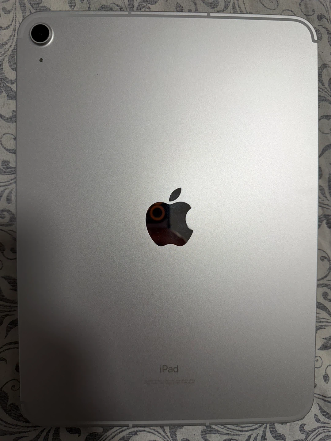 Apple iPad 10th gen Wi-Fi + Cellular