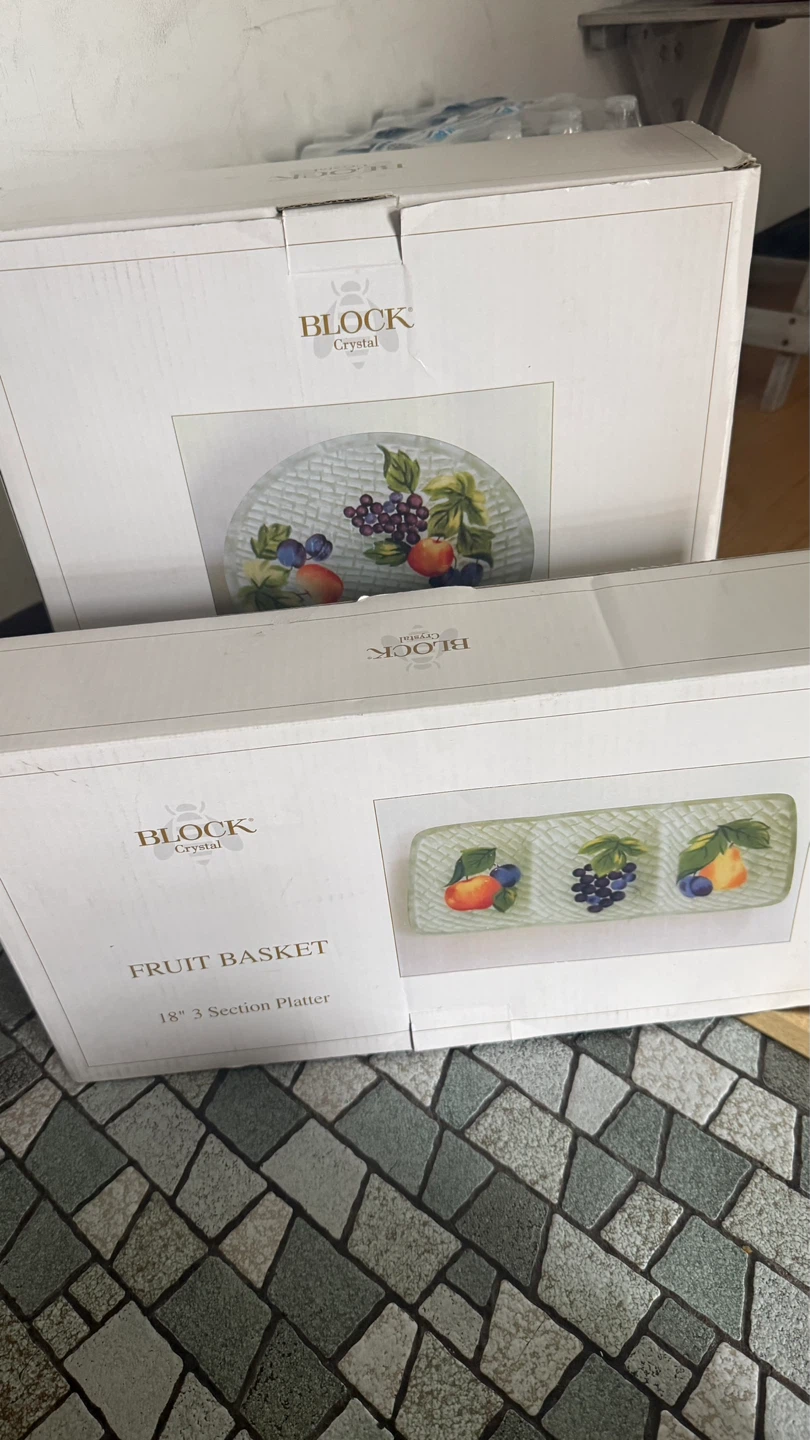 BLOCK Crystal Fruit Basket 2 set $40 check more photos - photo 5