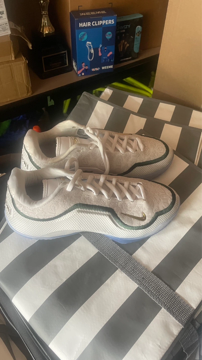 Nike G.T. Cut 2 "Chosen" Basketball Shoes