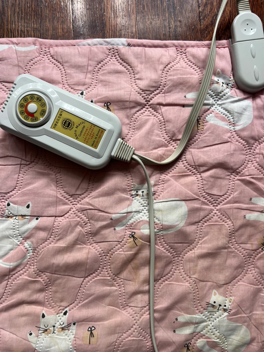 Pink Cat Electric Heated Blanket moving sale