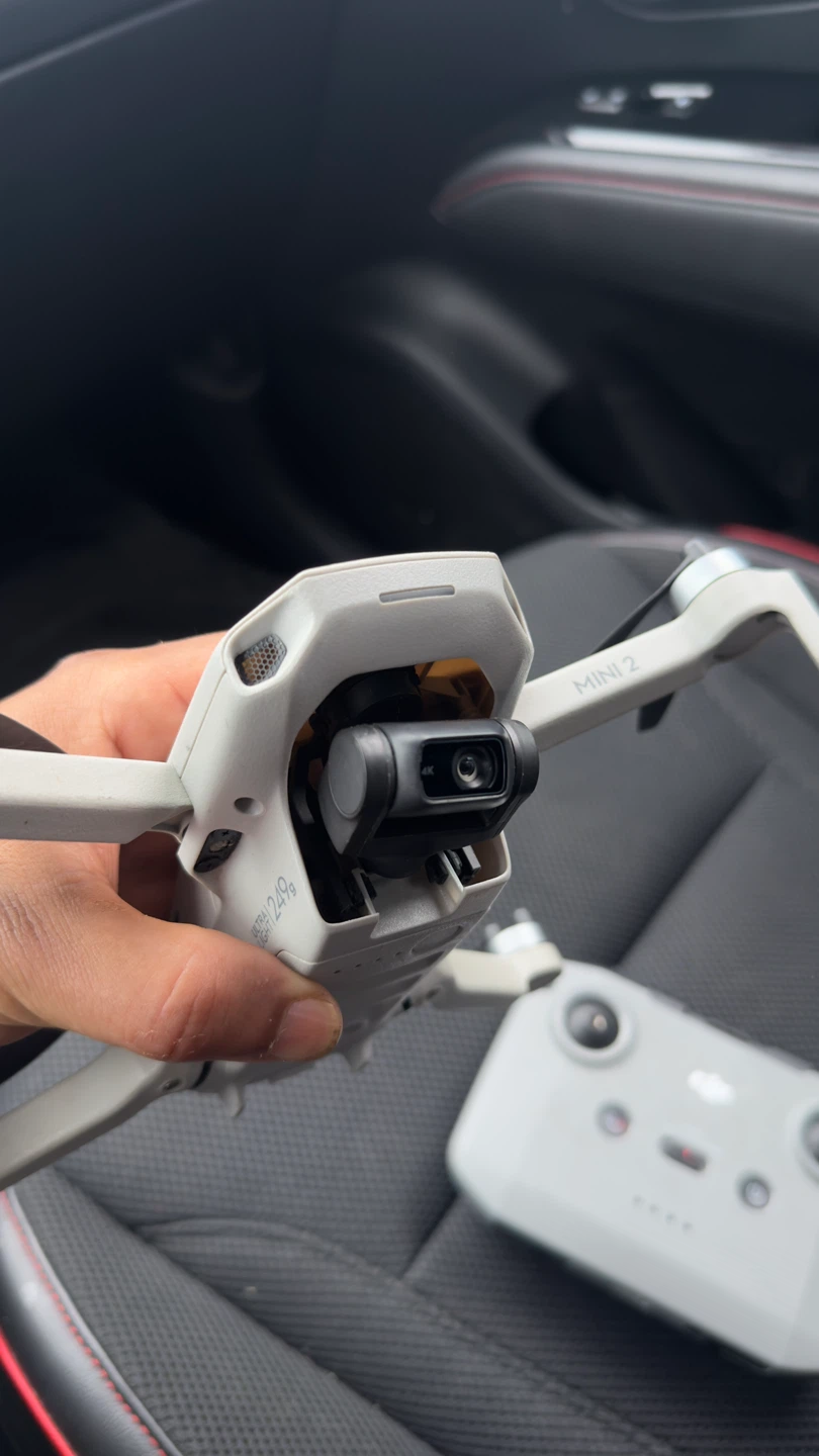 DJI Mini 2 "249g" Drone & Controller - photo 3