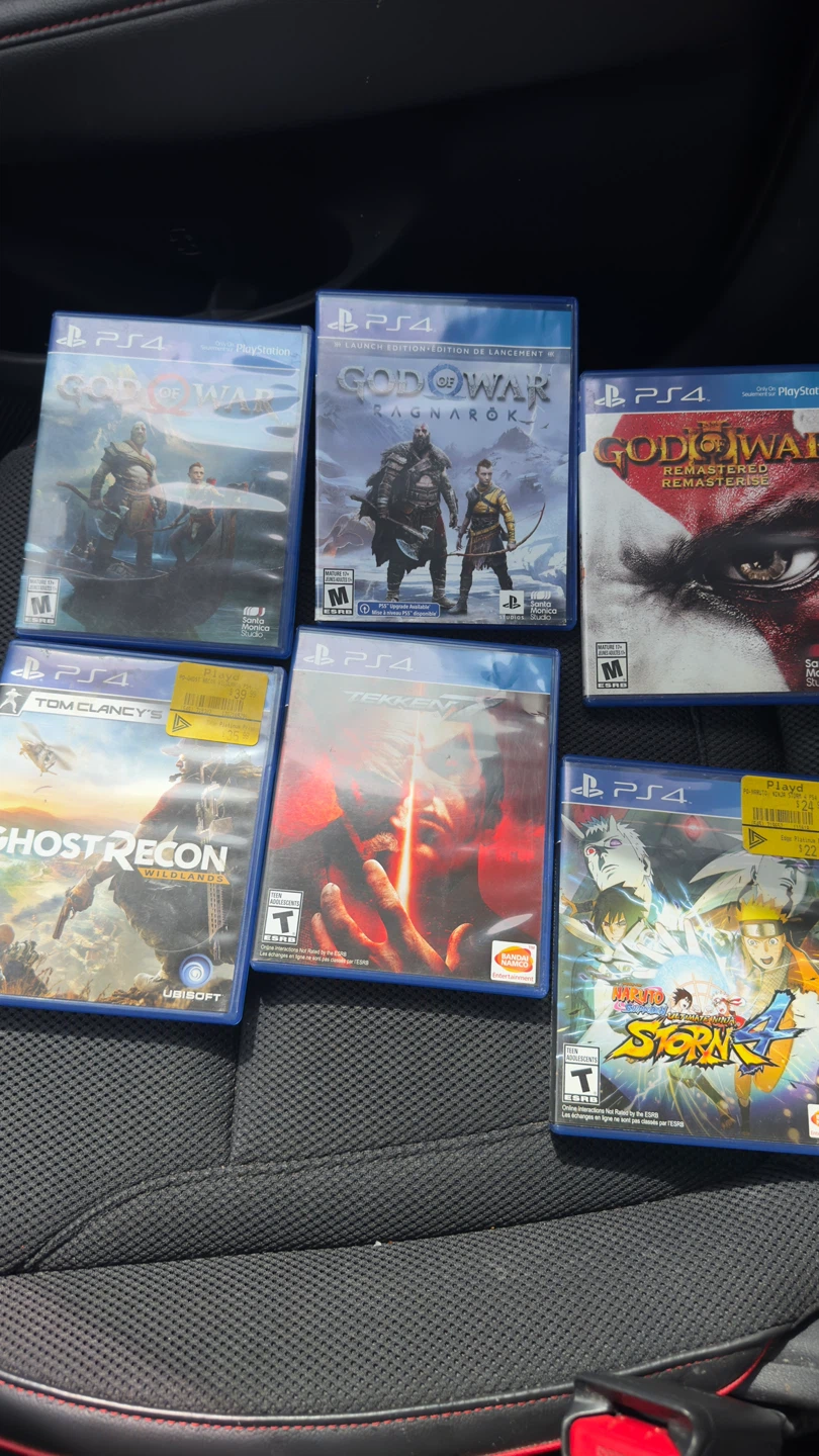 PlayStation 4 Games Bundle - God of War of Ragnarok