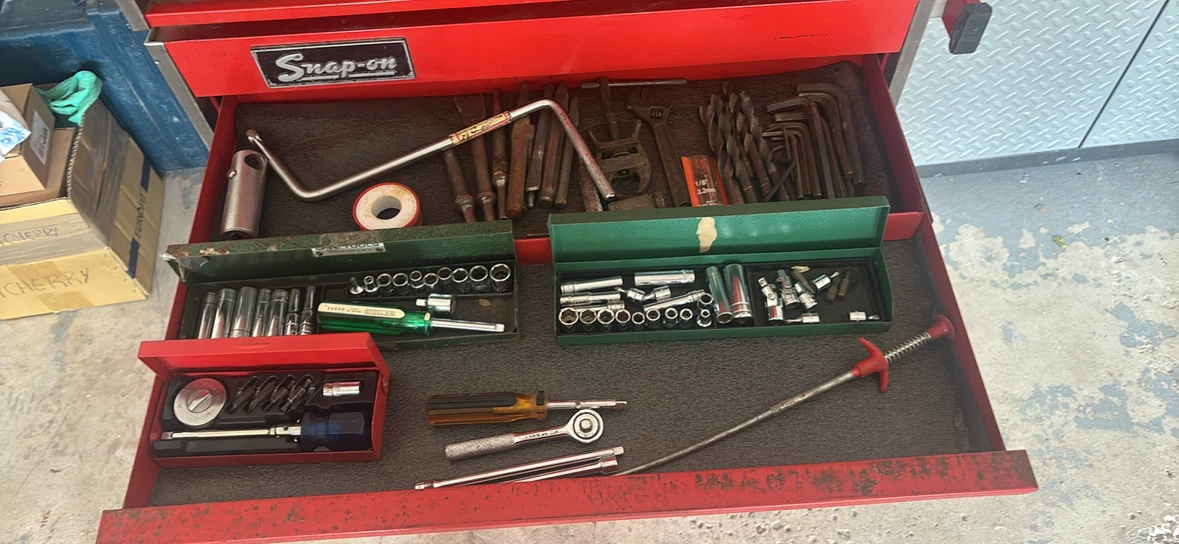 Snap-on Red Tool Chest with Assorted Tools - photo 4
