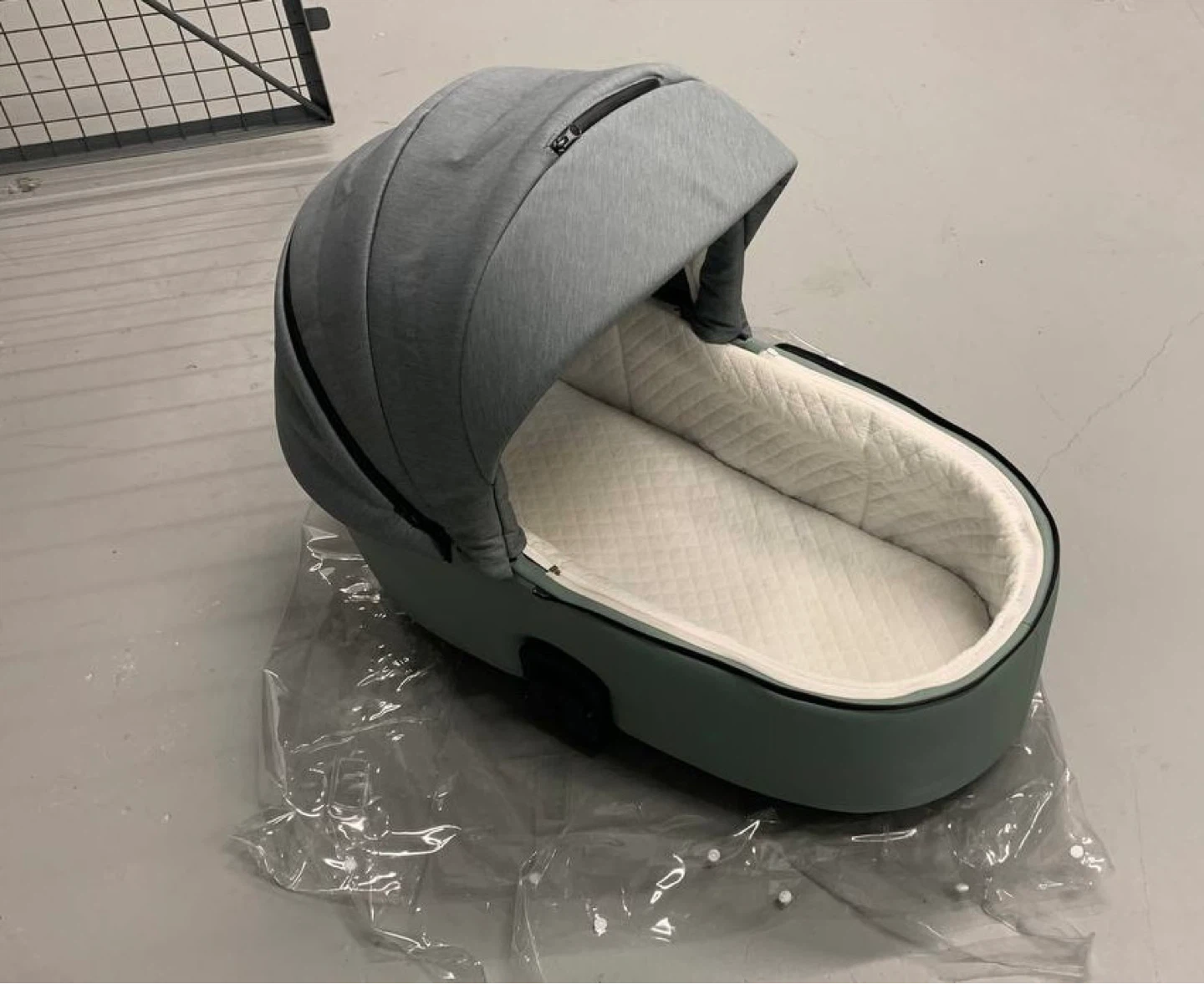 Adamex Porto baby cradle from a stroller - photo 2