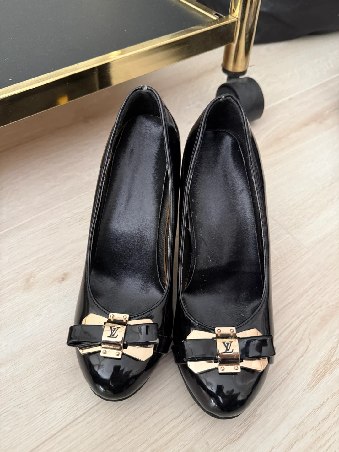 Louis Vuitton Black Patent Leather Bow Heels - photo 2