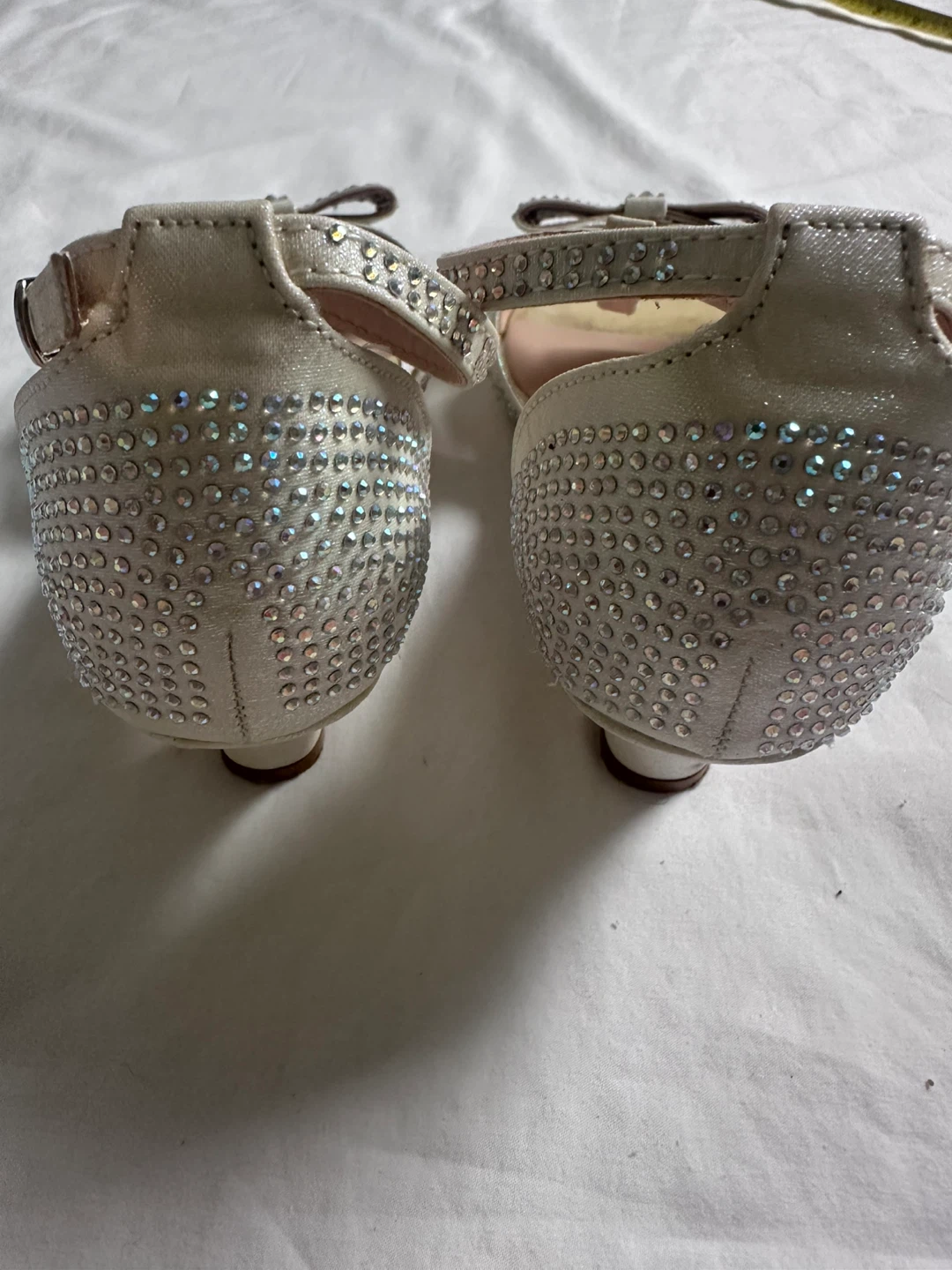 Link Children's Sparkly Bow Heeled Sandals Size 1 - photo 2