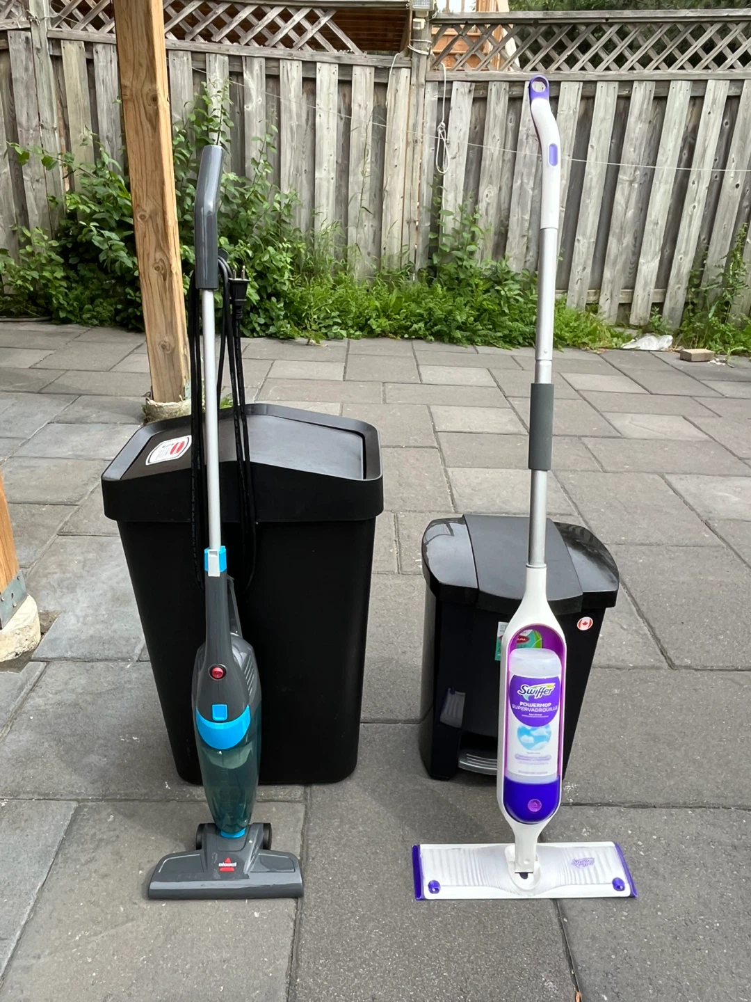 Bissell & Swiffer Cleaning Tools Lot - photo 3