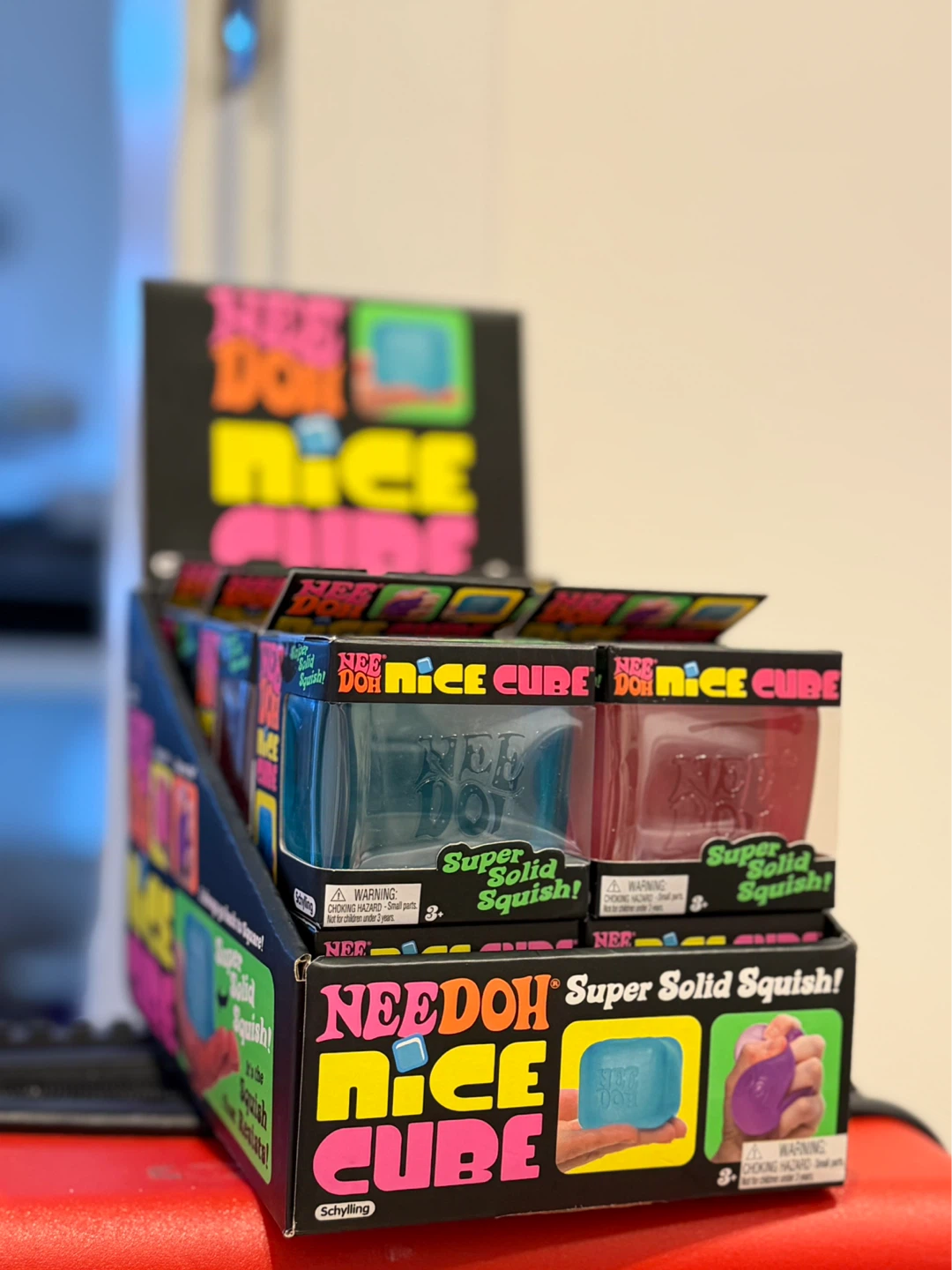 NeeDoh Super Solid Squish Nice Cube