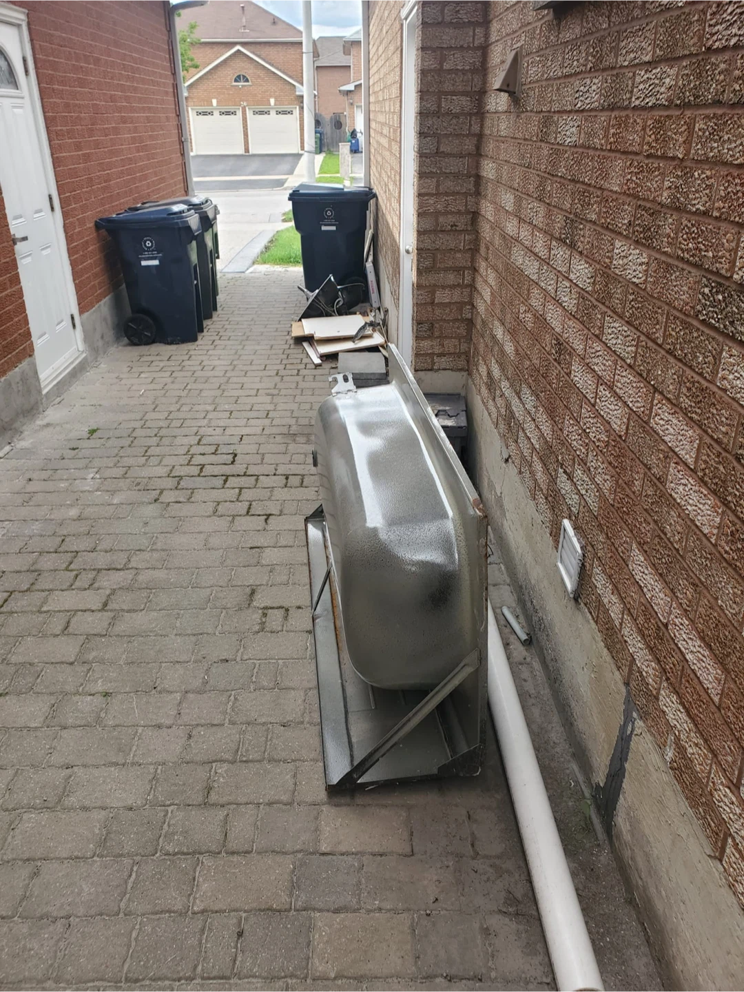 Metal Bathtubs X 2 - photo 2