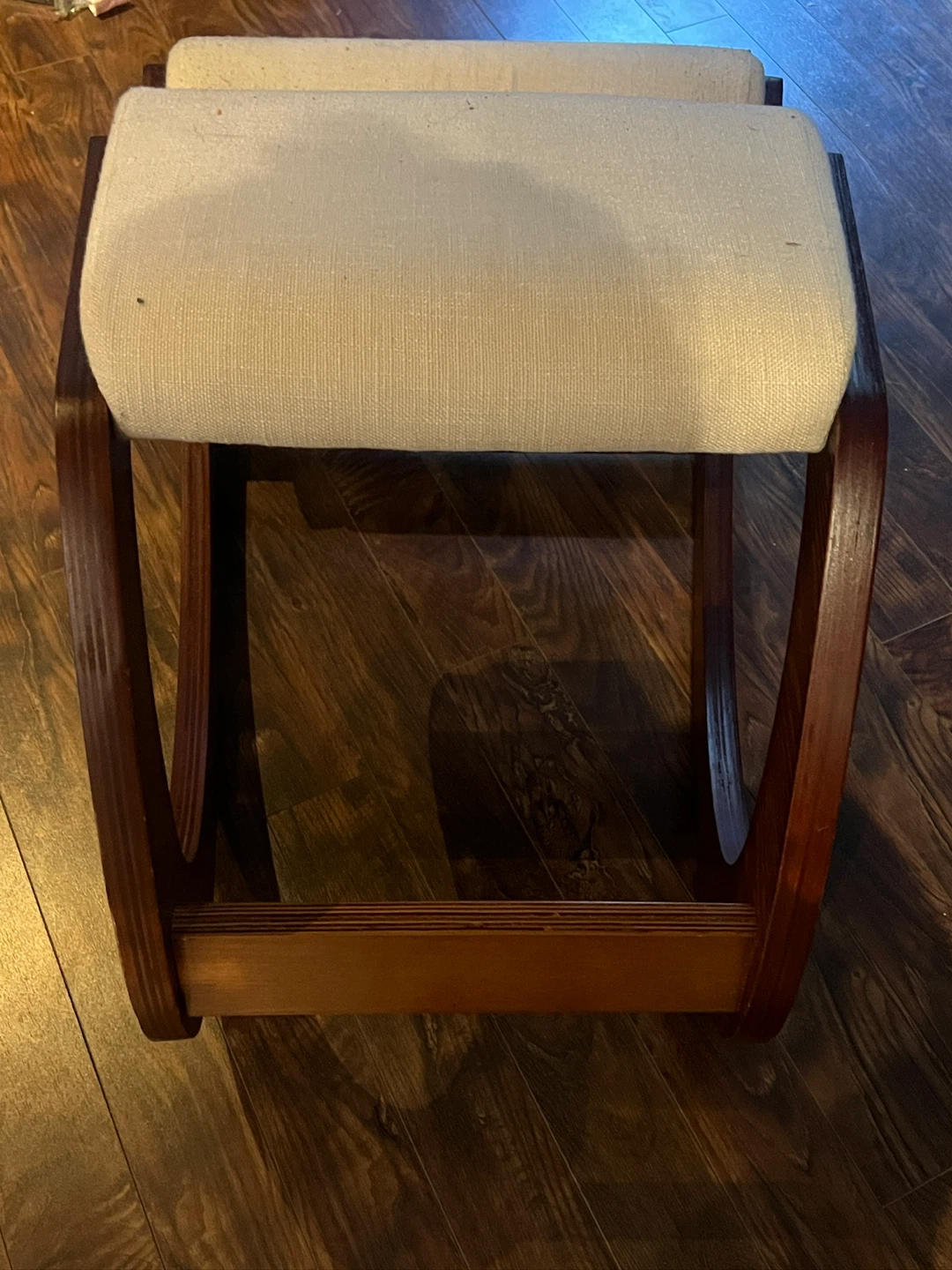 Ergonomic Kneeling Chair