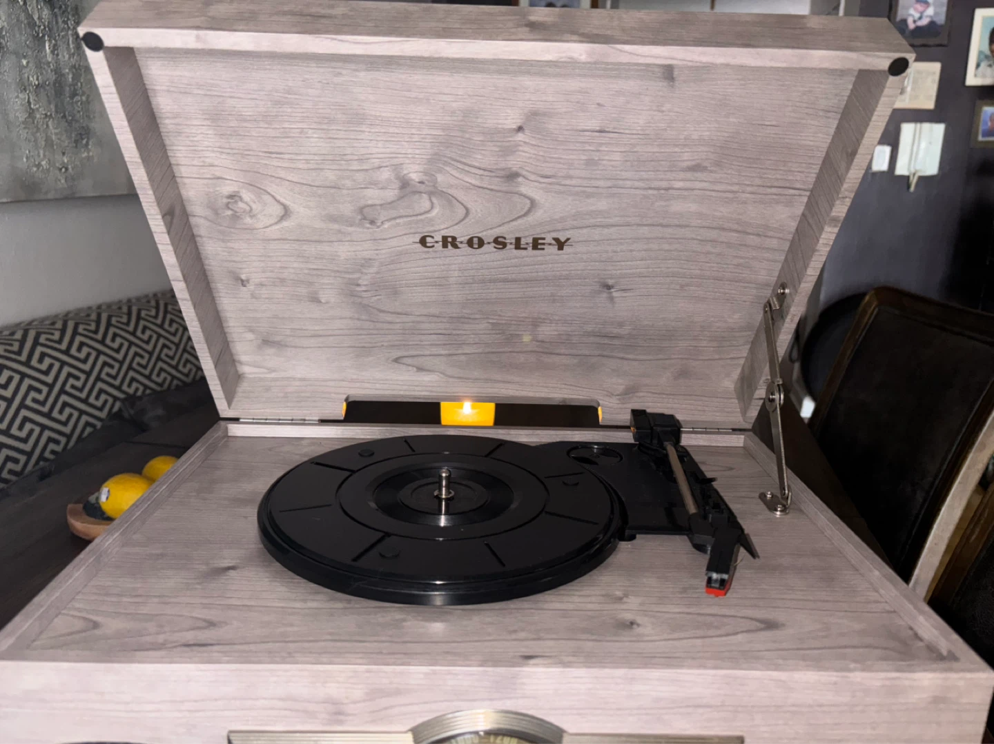 Crosley Bluetooth Vinyl Record Player - photo 3