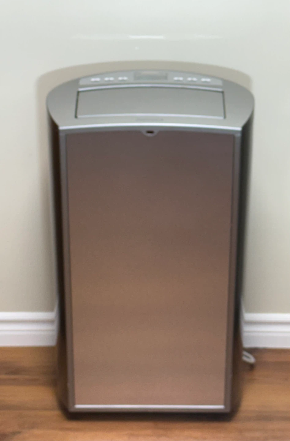 Insignia Portable Air Conditioner 14000 BTU - photo 2