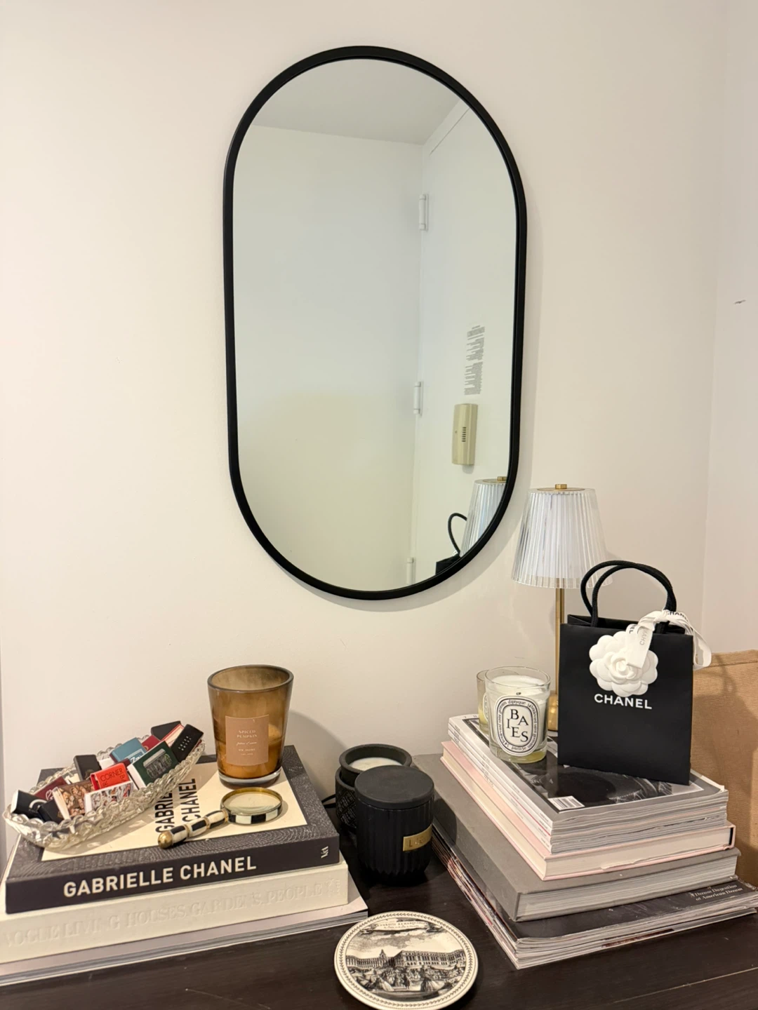 Modern Black Mirror in Excellent Condition