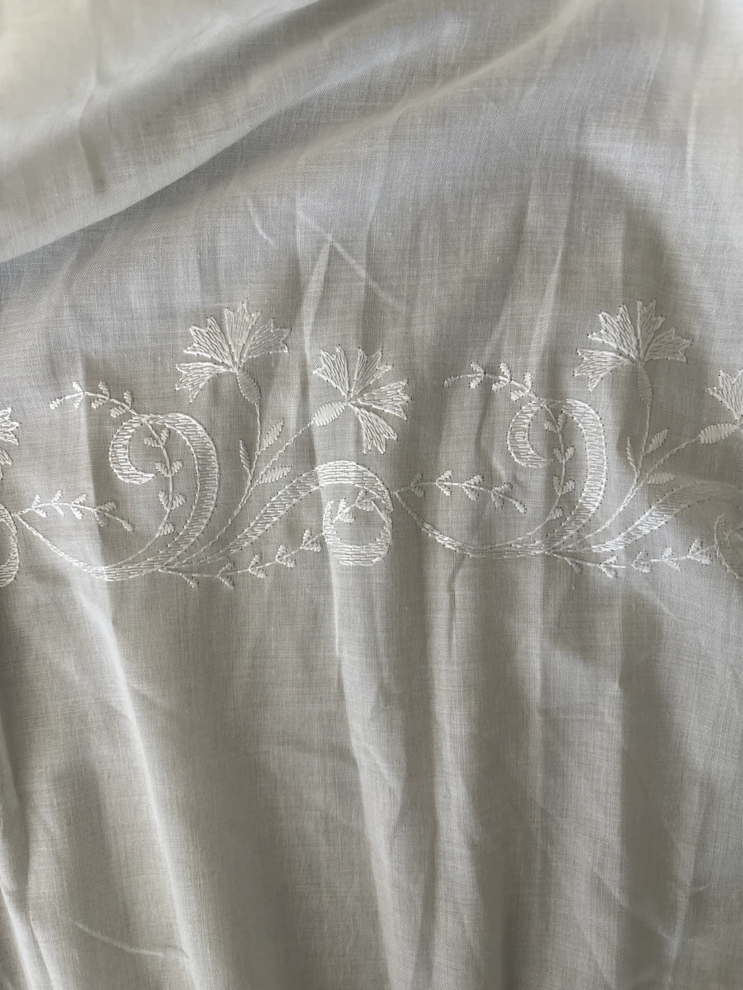 White Embroidered Curtains (2 Panels) - photo 3