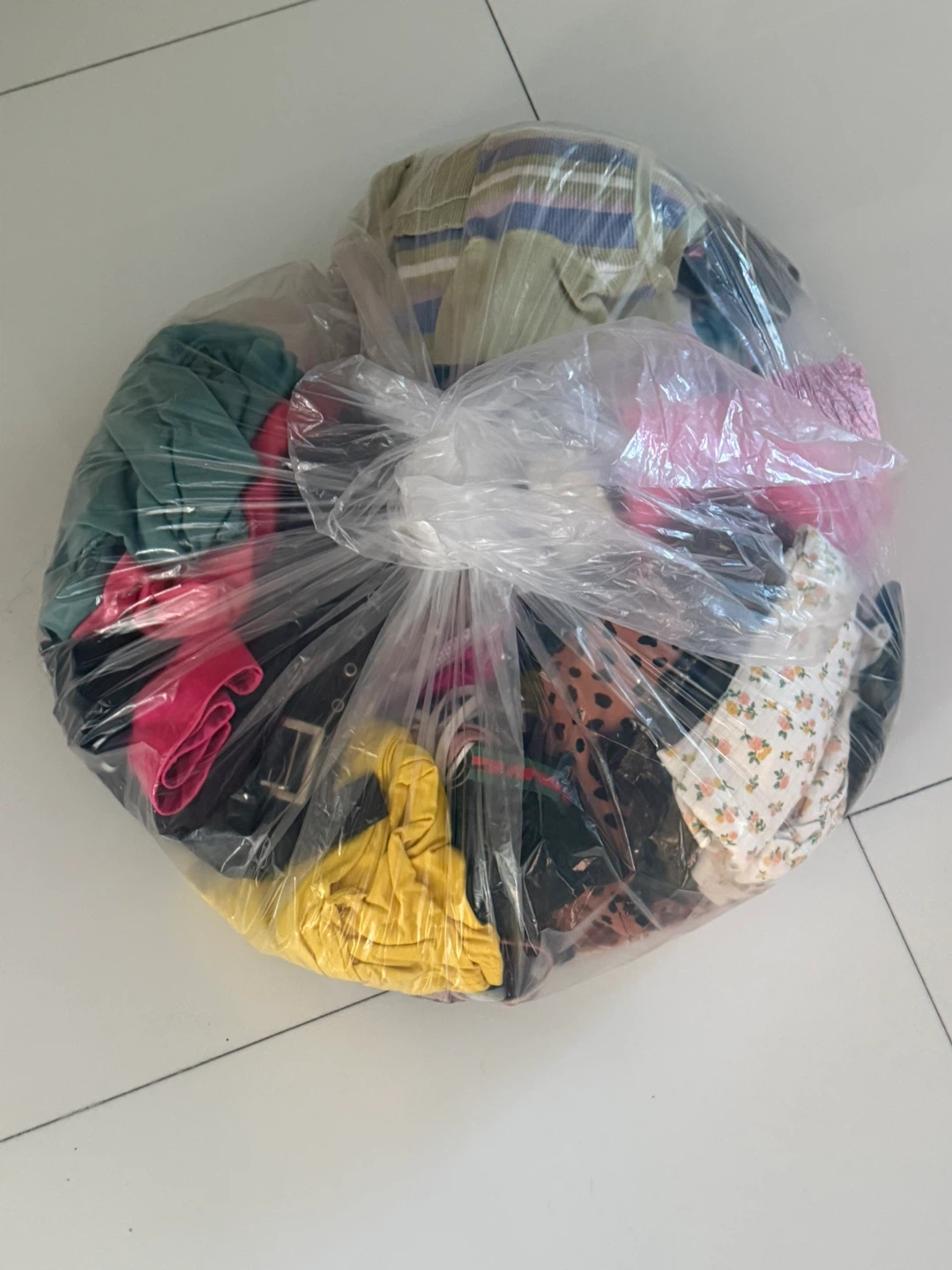 Paca de mujer sexi size S_M Clothing Lot - Dresses and Pants