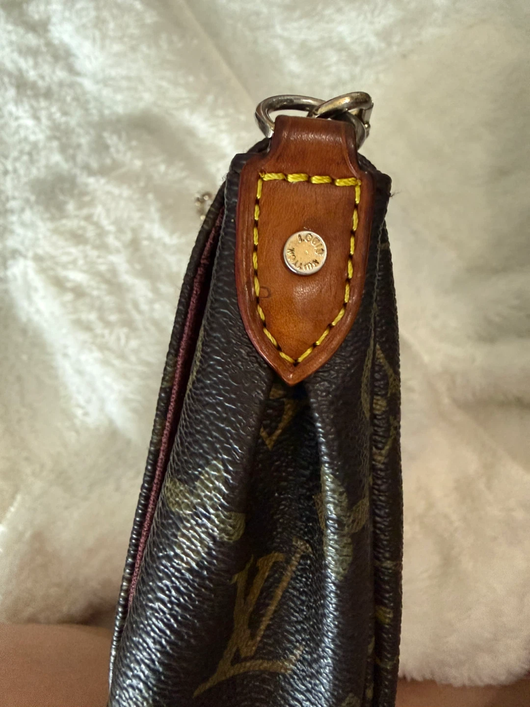 Louis Vuitton Favorite Monogram Clutch/ Shoulder Bag - photo 5