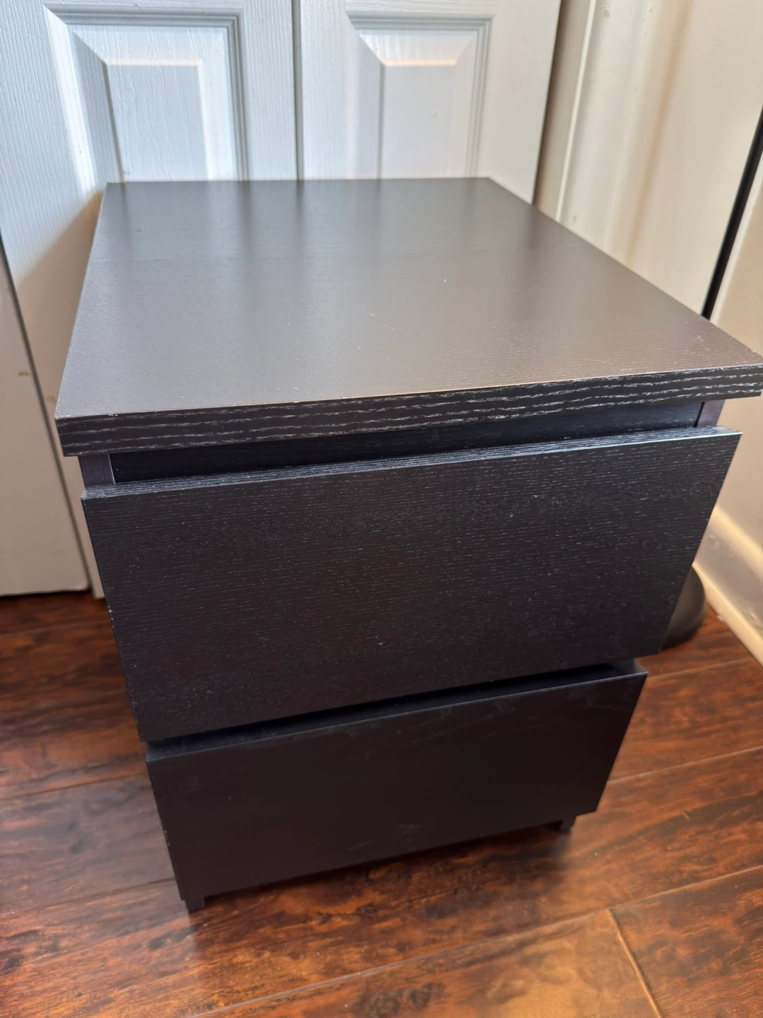 Ikea nightstand for pickup - photo 2