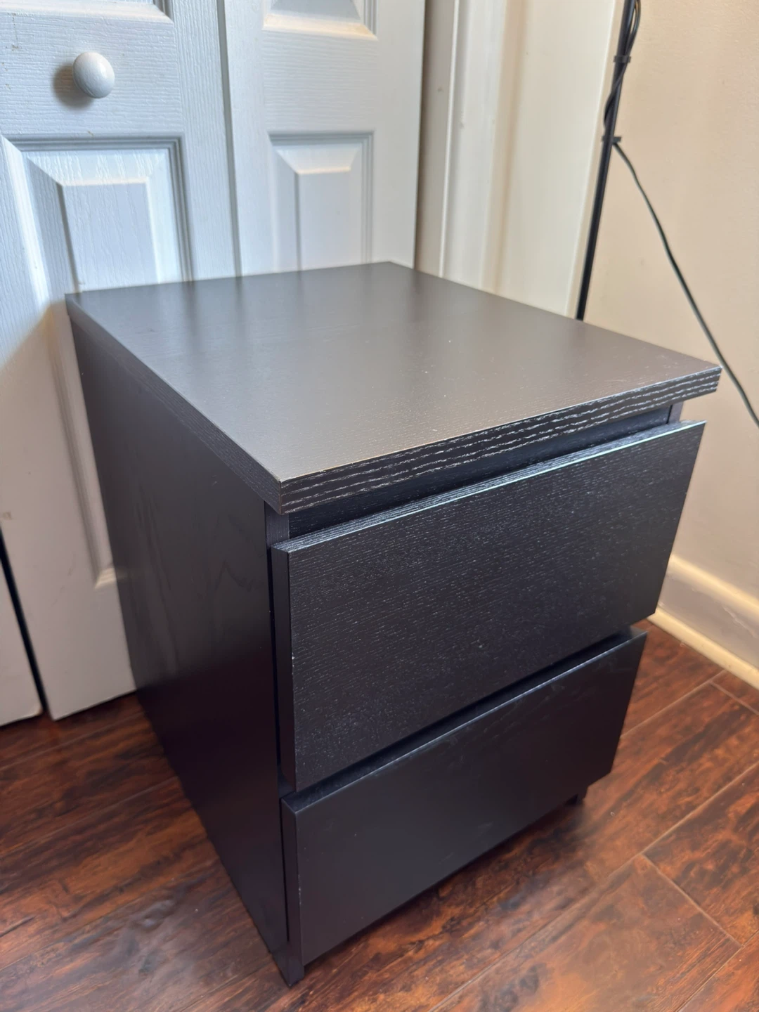 Ikea nightstand for pickup - photo 3