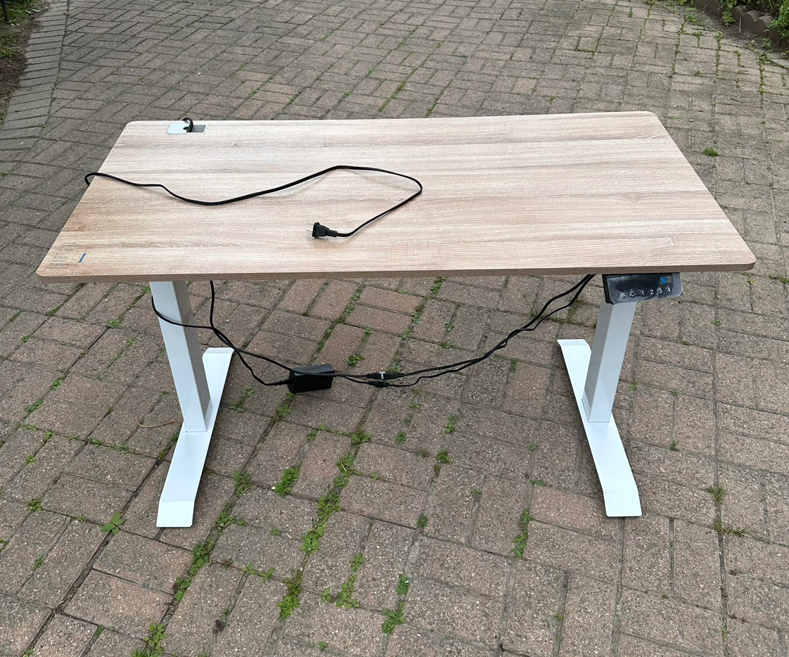 Adjustable Standing Desk - Wood Top-like 🆕