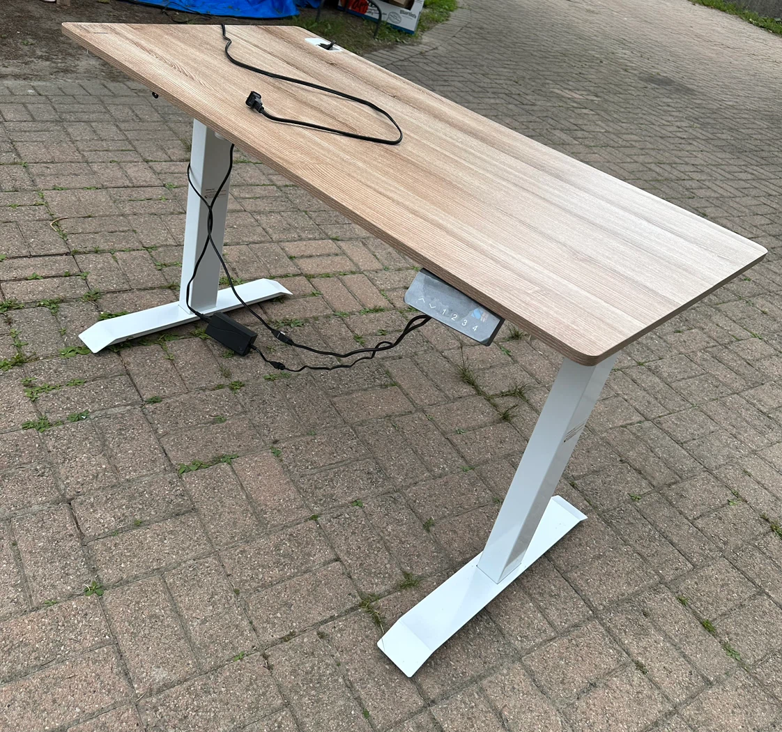 Adjustable Standing Desk - Wood Top-like 🆕 - photo 4