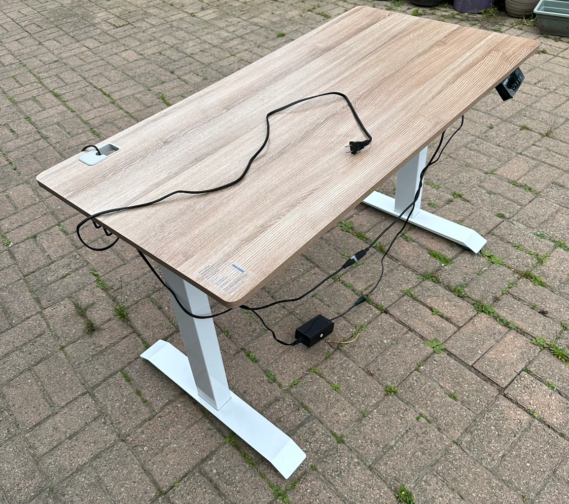 Adjustable Standing Desk - Wood Top-like 🆕 - photo 5