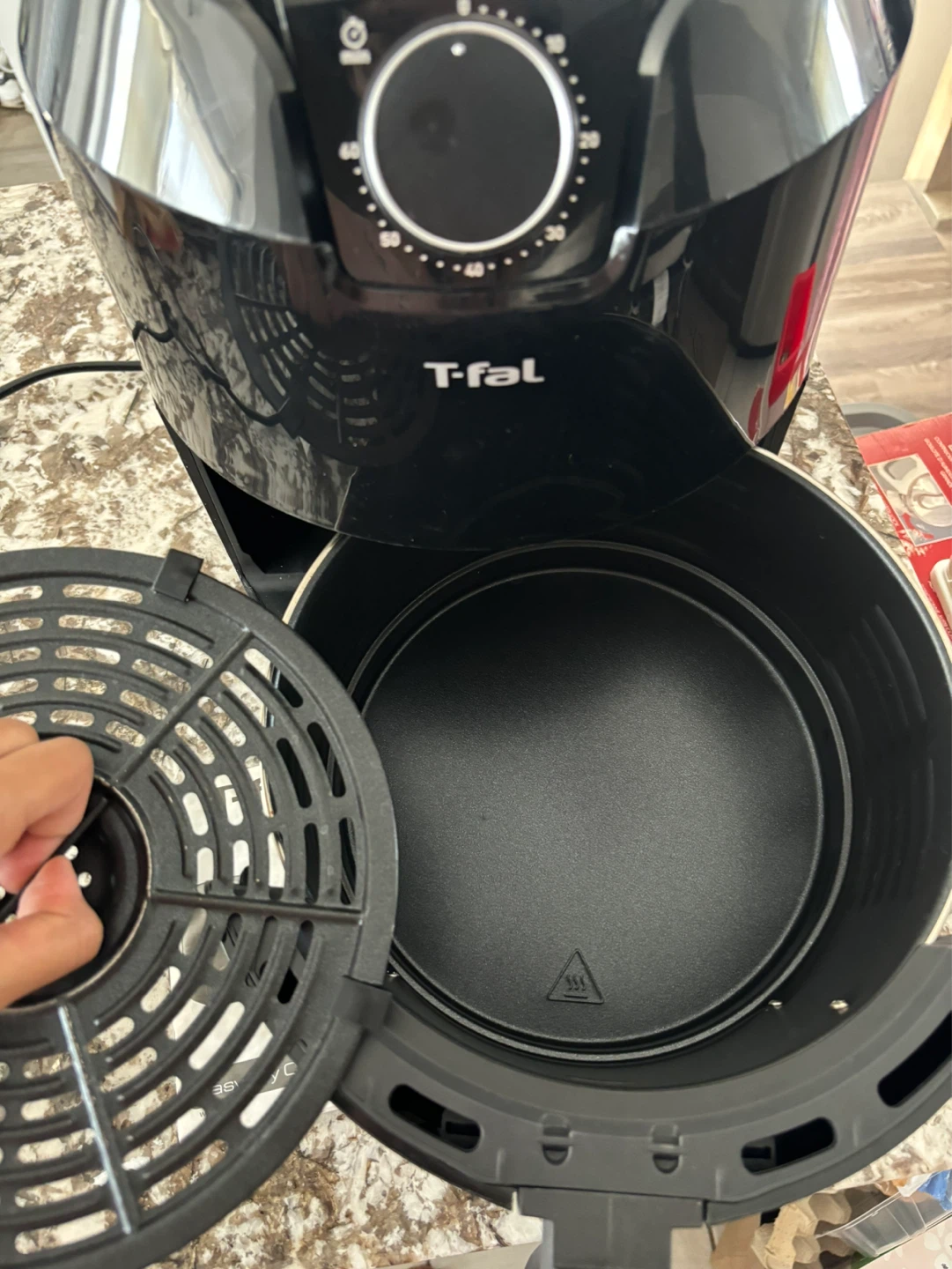 Air Fryer MOVING SALE - photo 3