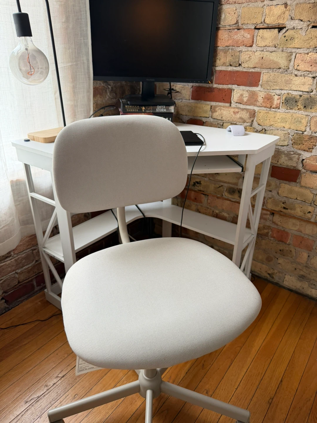 Corner desk and IKEA BLECKBERGET Office Chair - photo 5