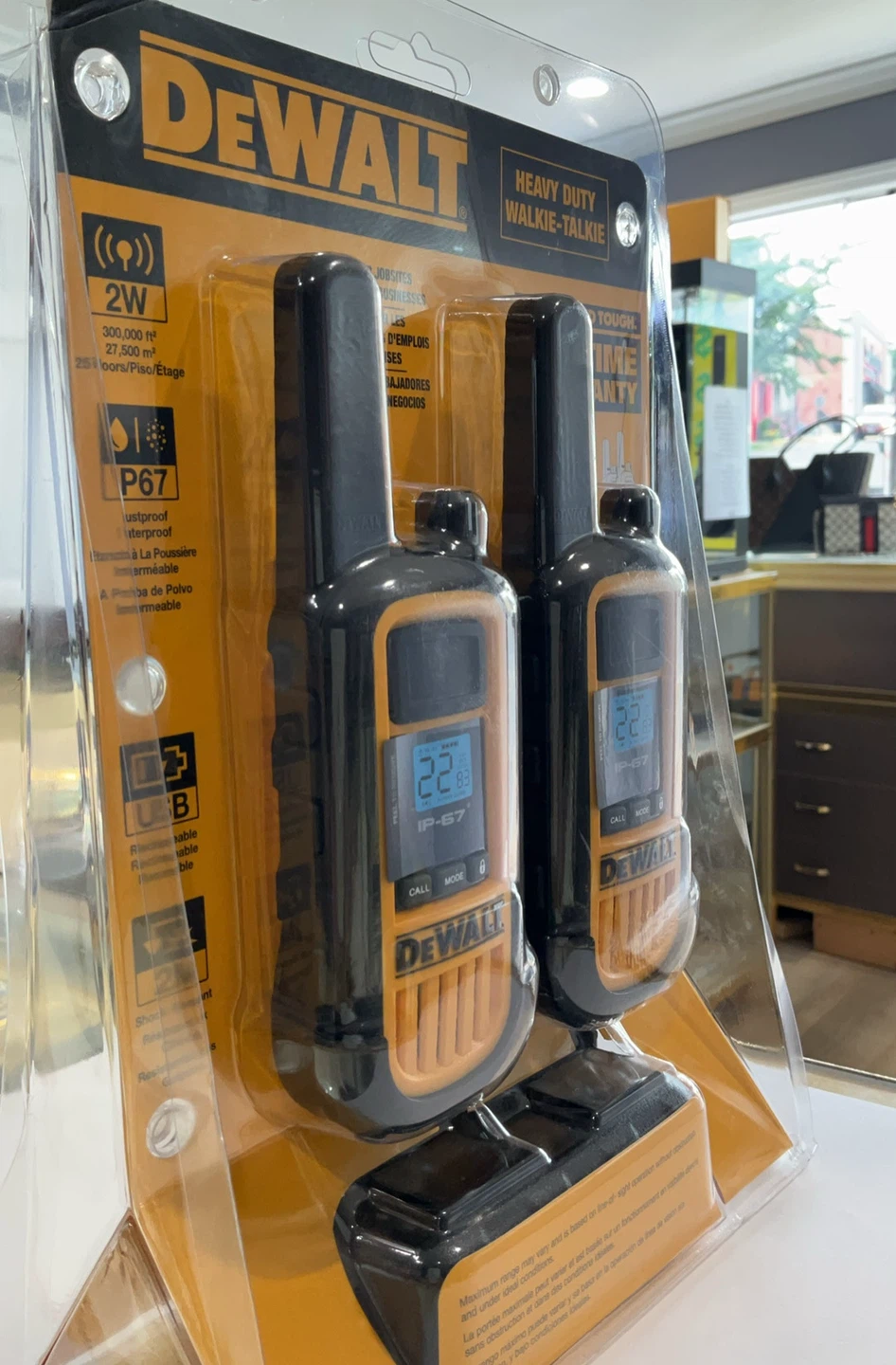 DEWALT Heavy Duty Walkie-Talkies DXFRS800 - photo 4