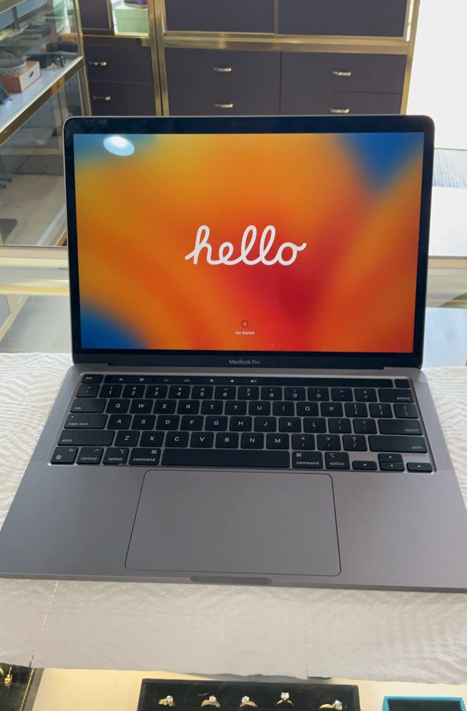 Apple MacBook Pro 13" (2022) - photo 3