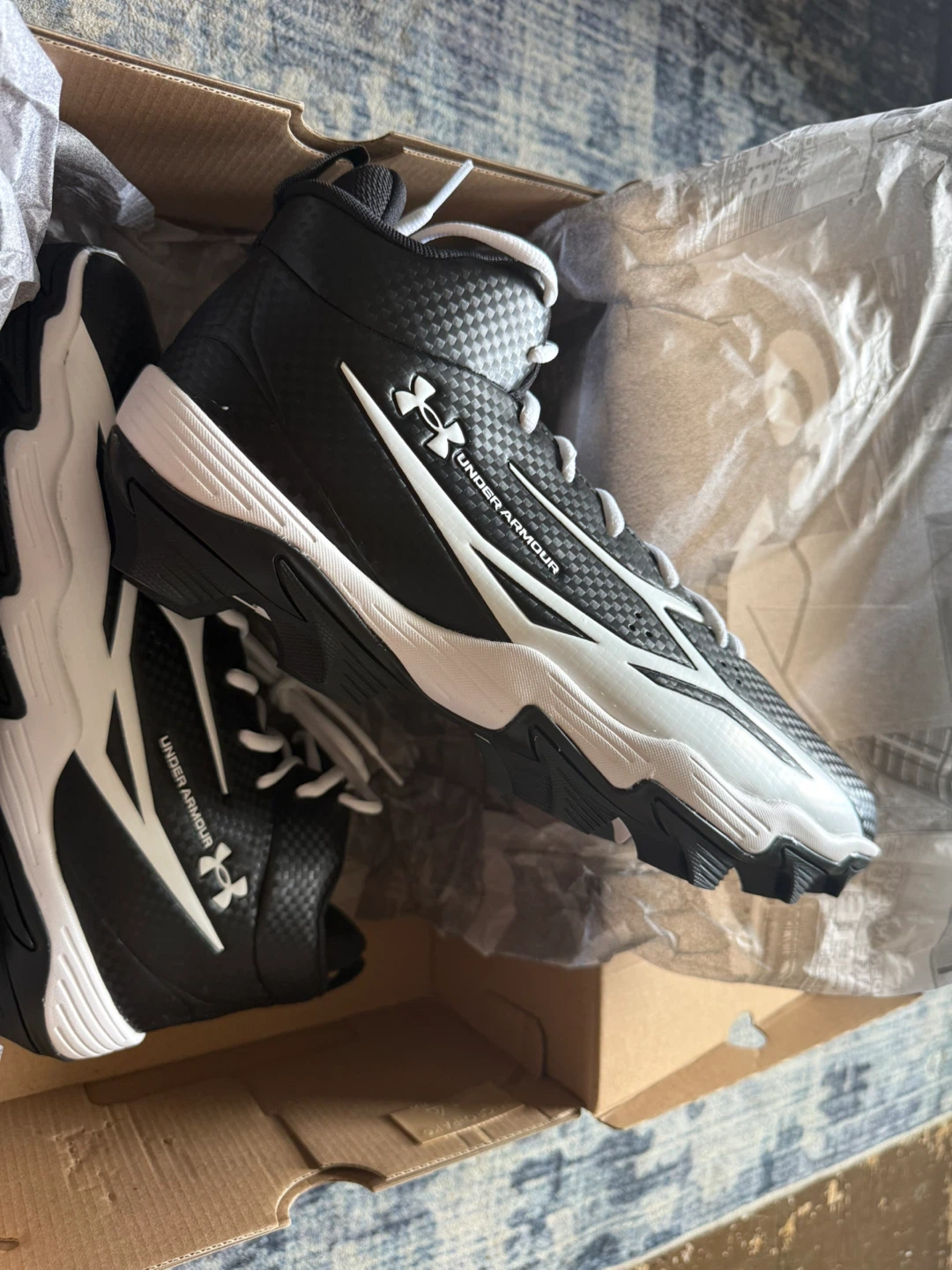 FOR SALE – BRAND NEW Under Armour Football Cleats 🏈 - photo 2