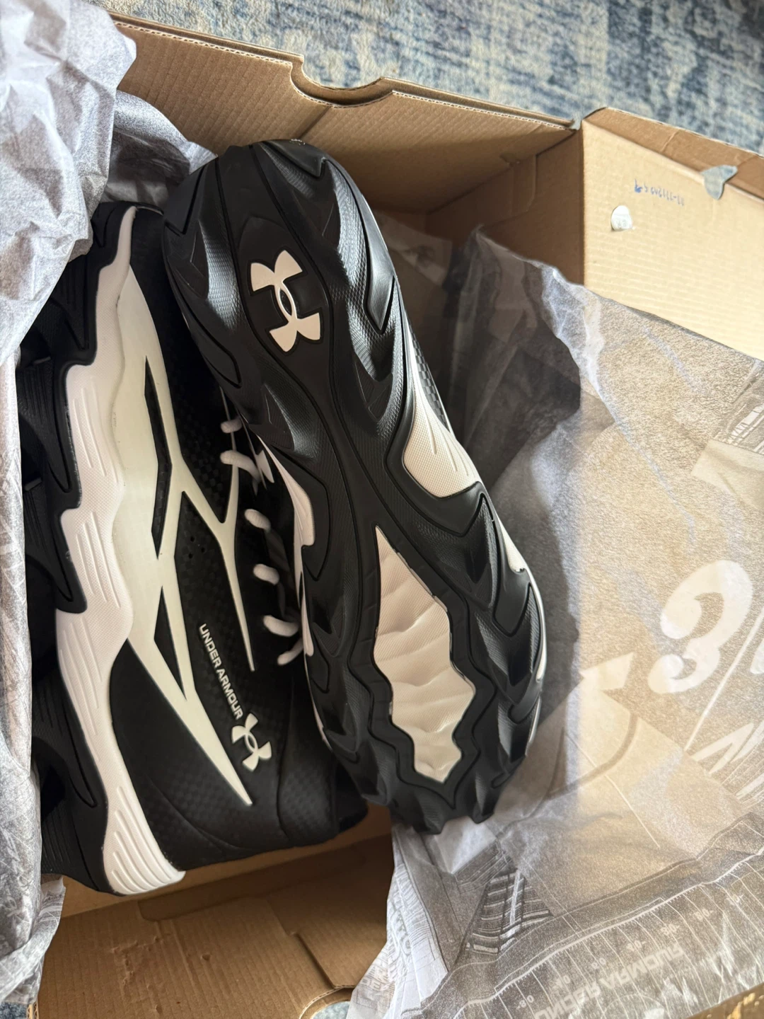 FOR SALE – BRAND NEW Under Armour Football Cleats 🏈 - photo 4