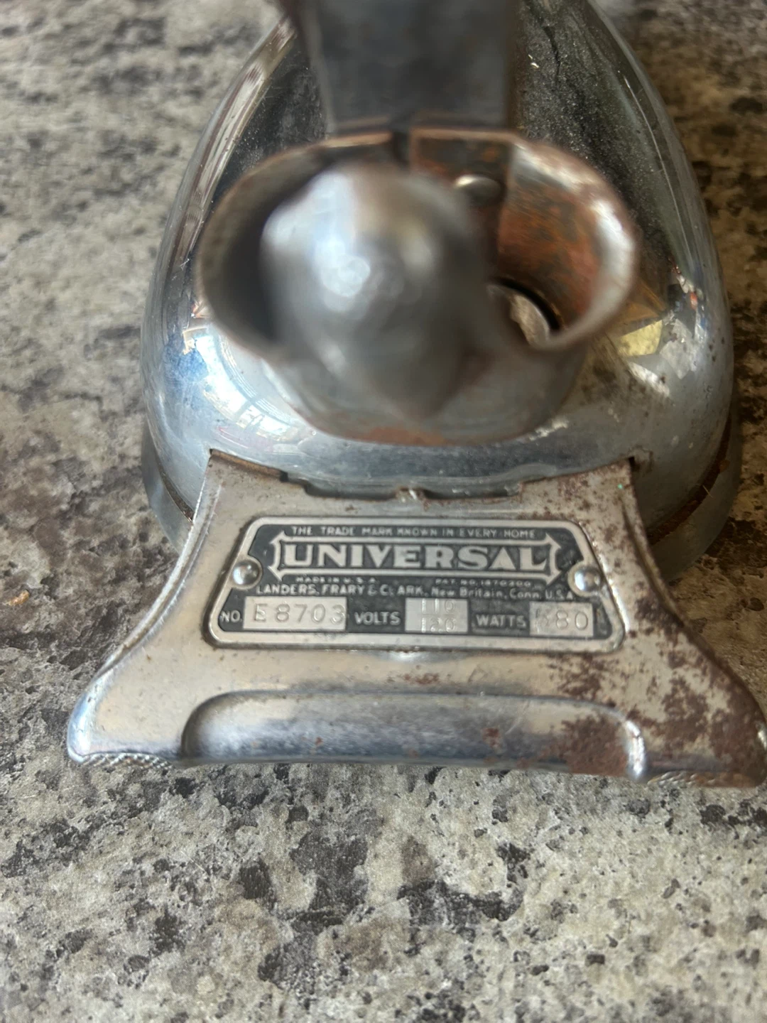 Vintage Universal Electric Iron - photo 4