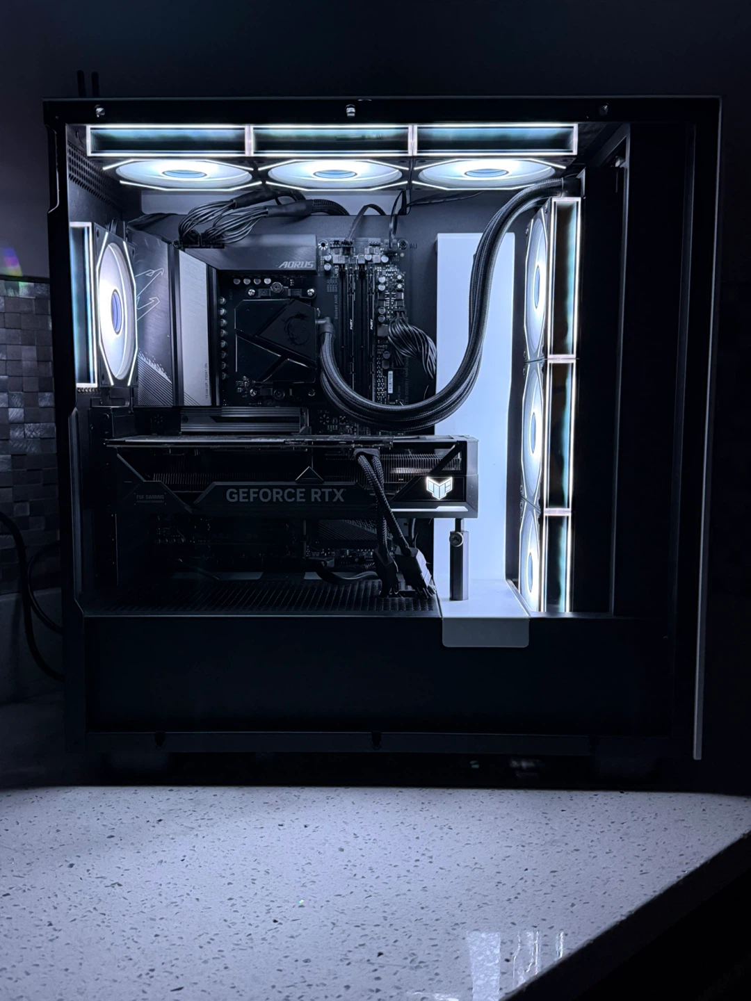 Gaming PC Ryzen 9 7900X3D + RTX 4070 Ti - photo 2