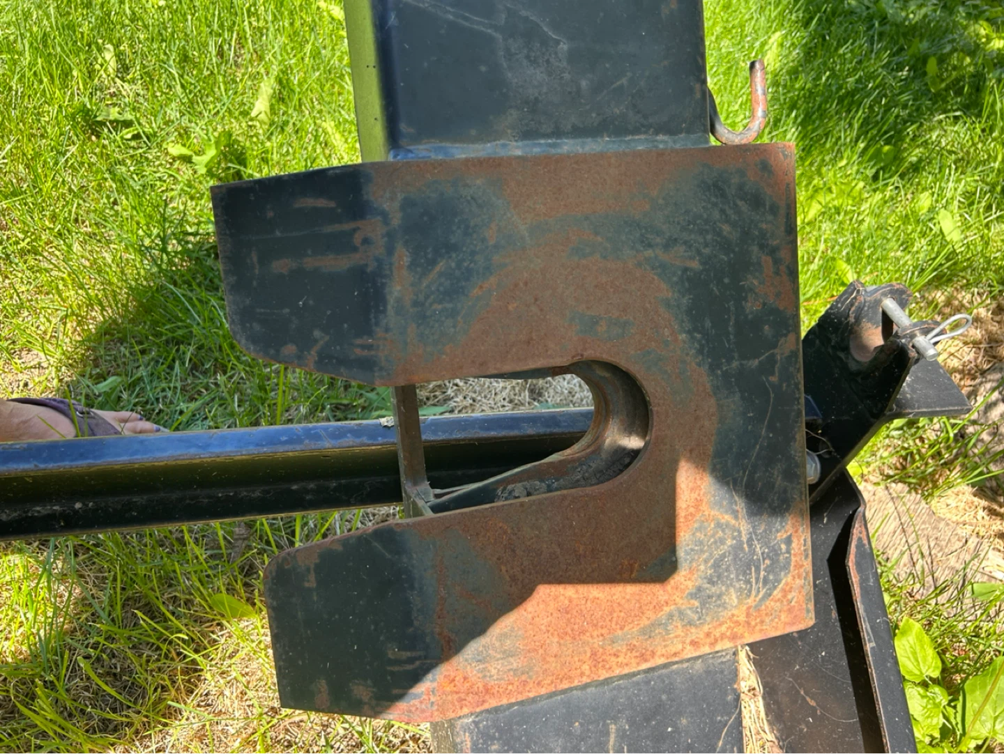 Fifth Wheel Trailer Hitch Assembly - photo 3