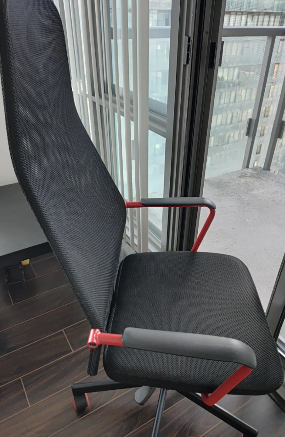 G20 Office Chair, Ikea chair and support pillow - photo 4