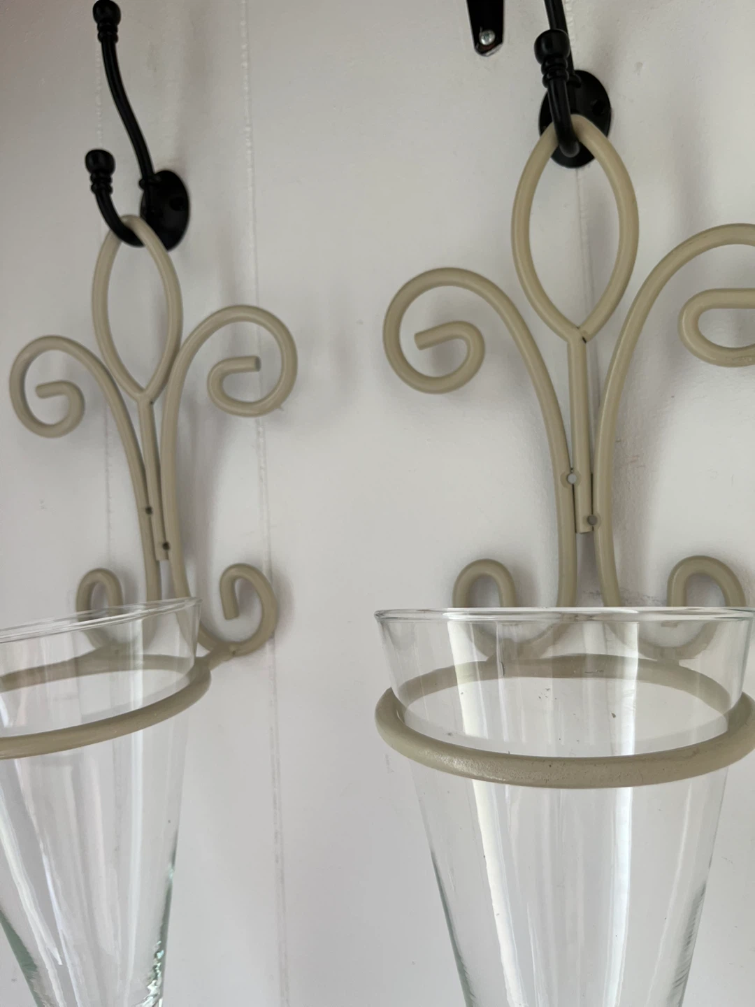 Set of 2 Vintage Style Wall Sconces with Glass Vases